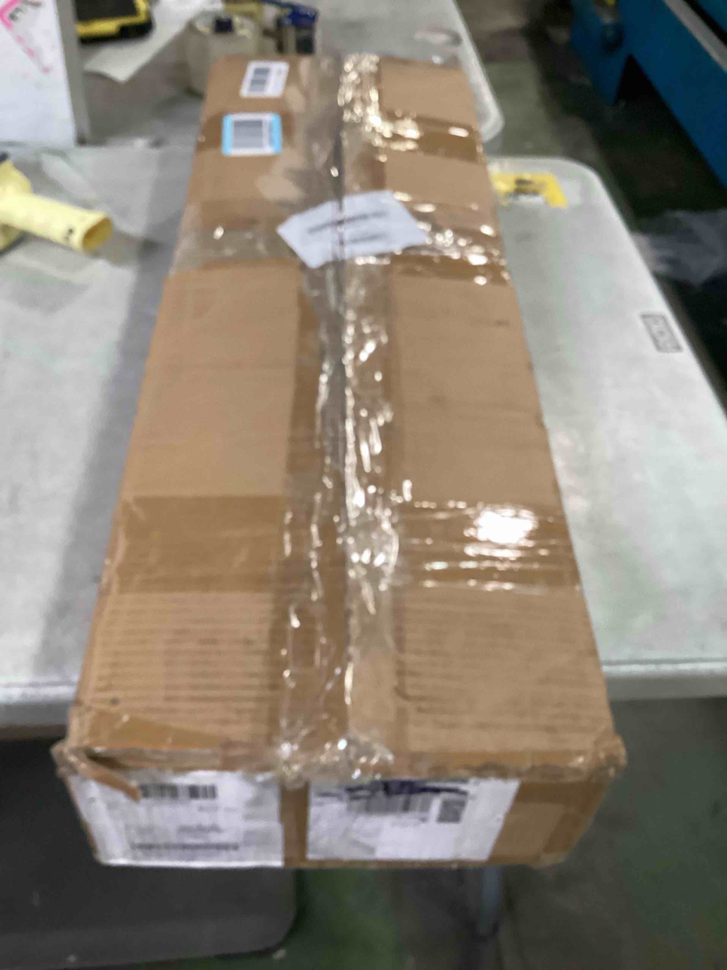 https://s3.amazonaws.com/lotting-images-prod/bidfta/BRN1986207_1746801059595.jpeg