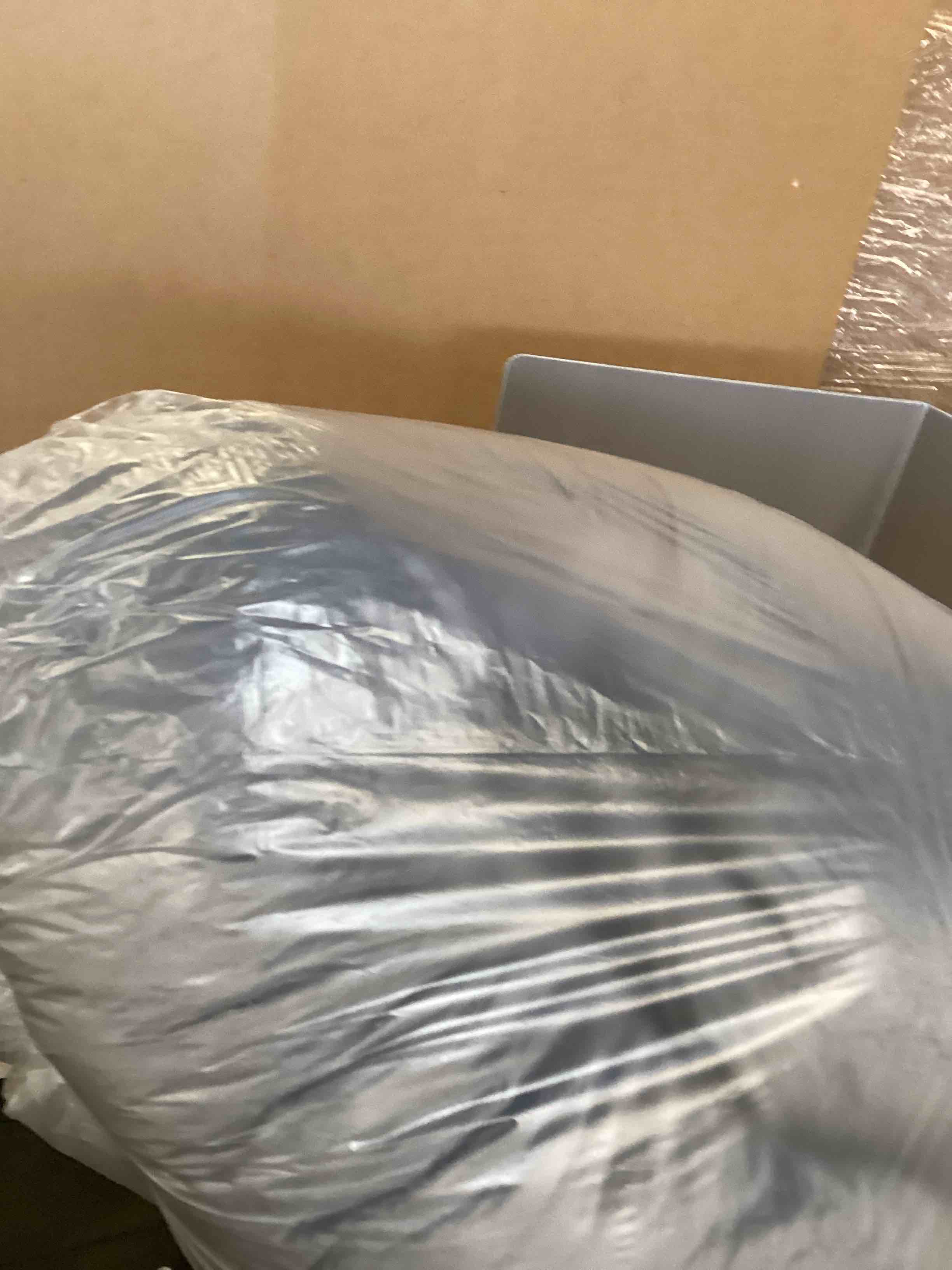 https://s3.amazonaws.com/lotting-images-prod/bidfta/BRN1990416_1745325256859.jpeg