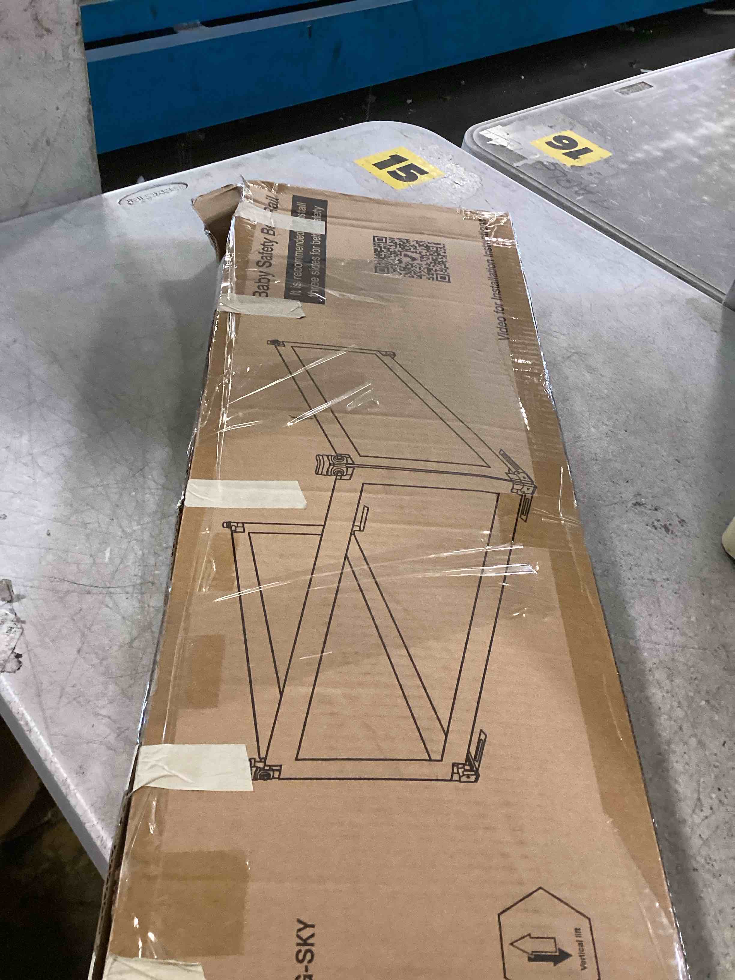 https://s3.amazonaws.com/lotting-images-prod/bidfta/BRN1990751_1745424521480.jpeg