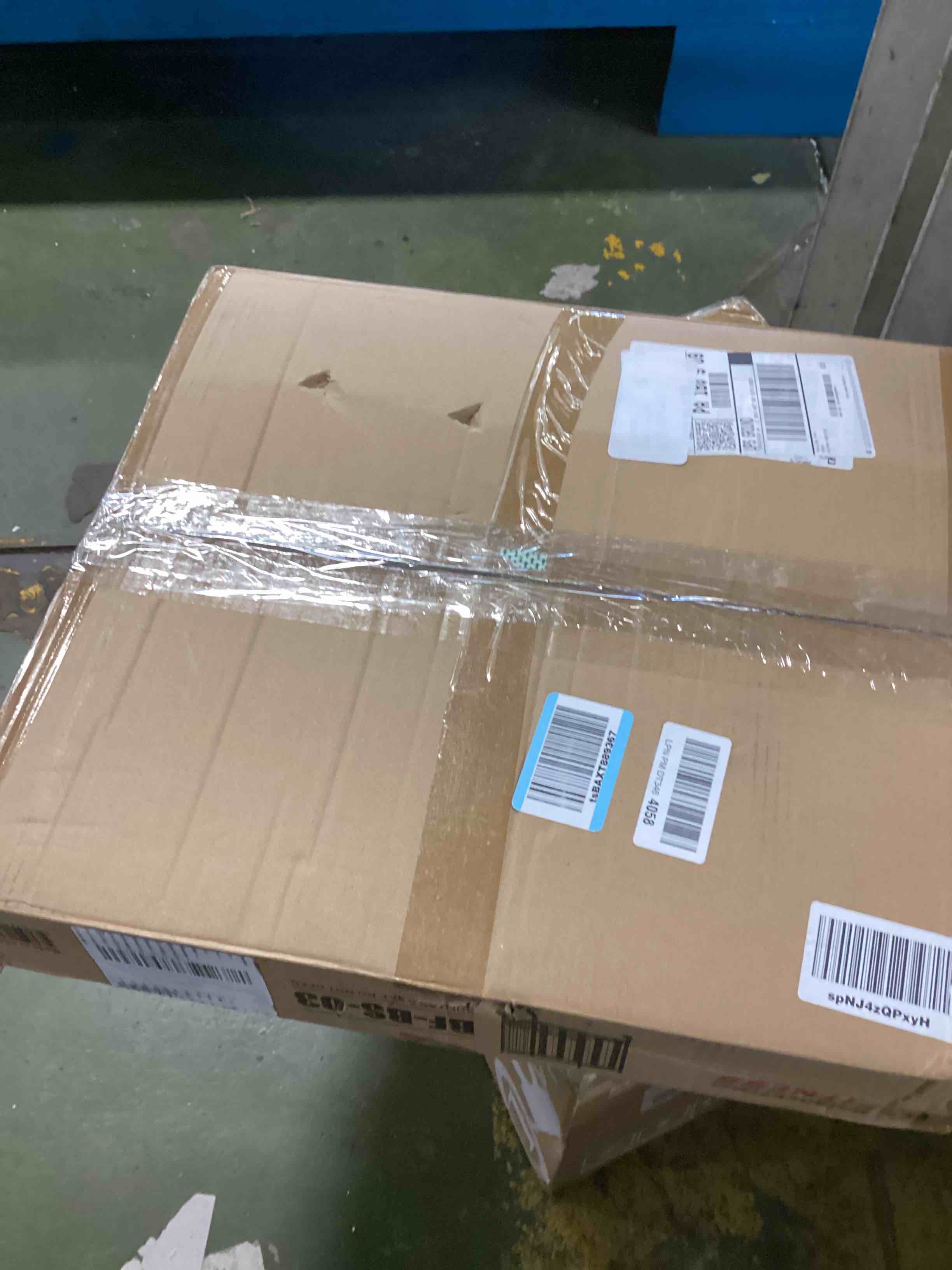 https://s3.amazonaws.com/lotting-images-prod/bidfta/BRN1990779_1745420230334.jpeg