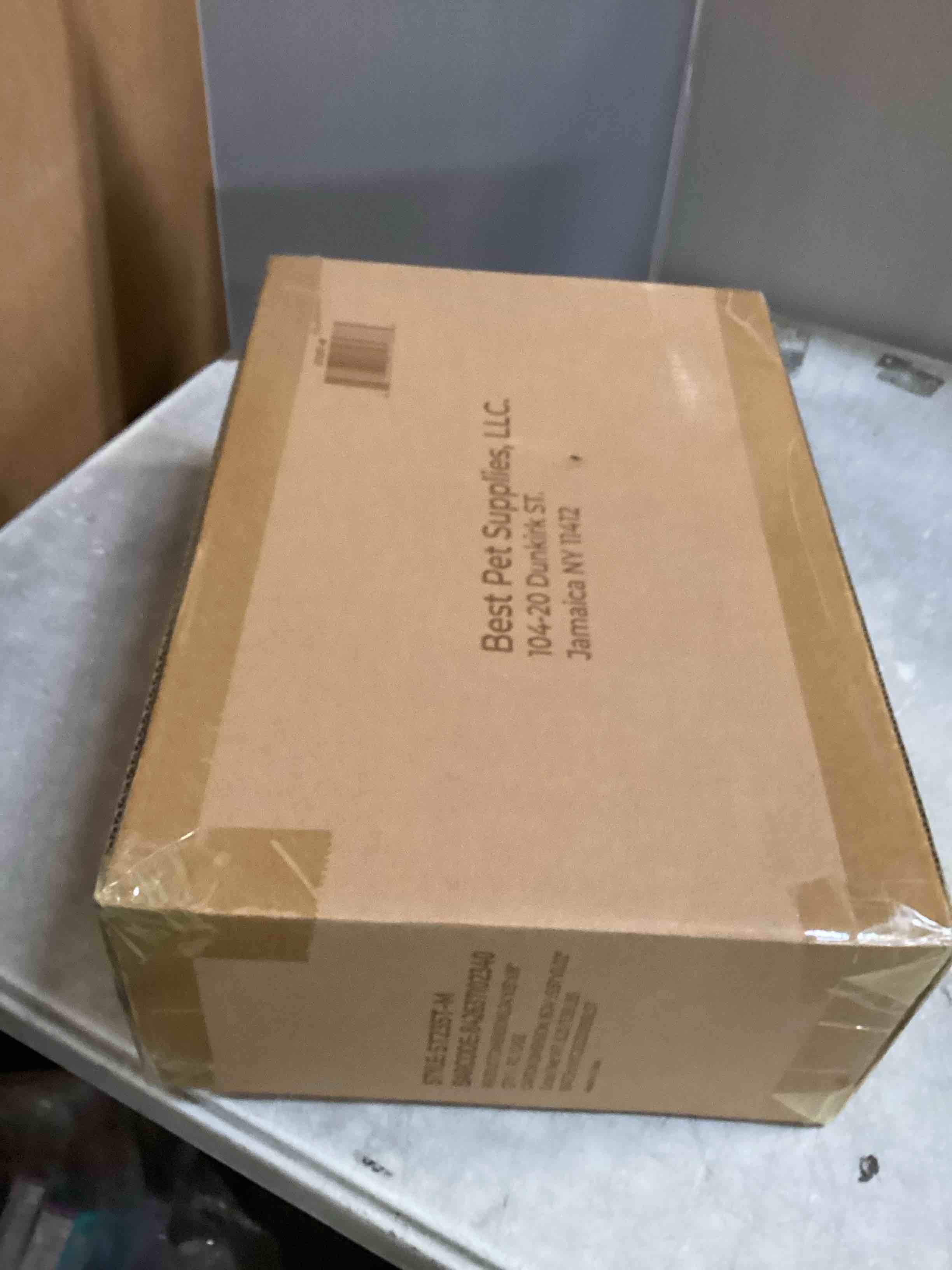 https://s3.amazonaws.com/lotting-images-prod/bidfta/BRN1992102_1746620879181.jpeg