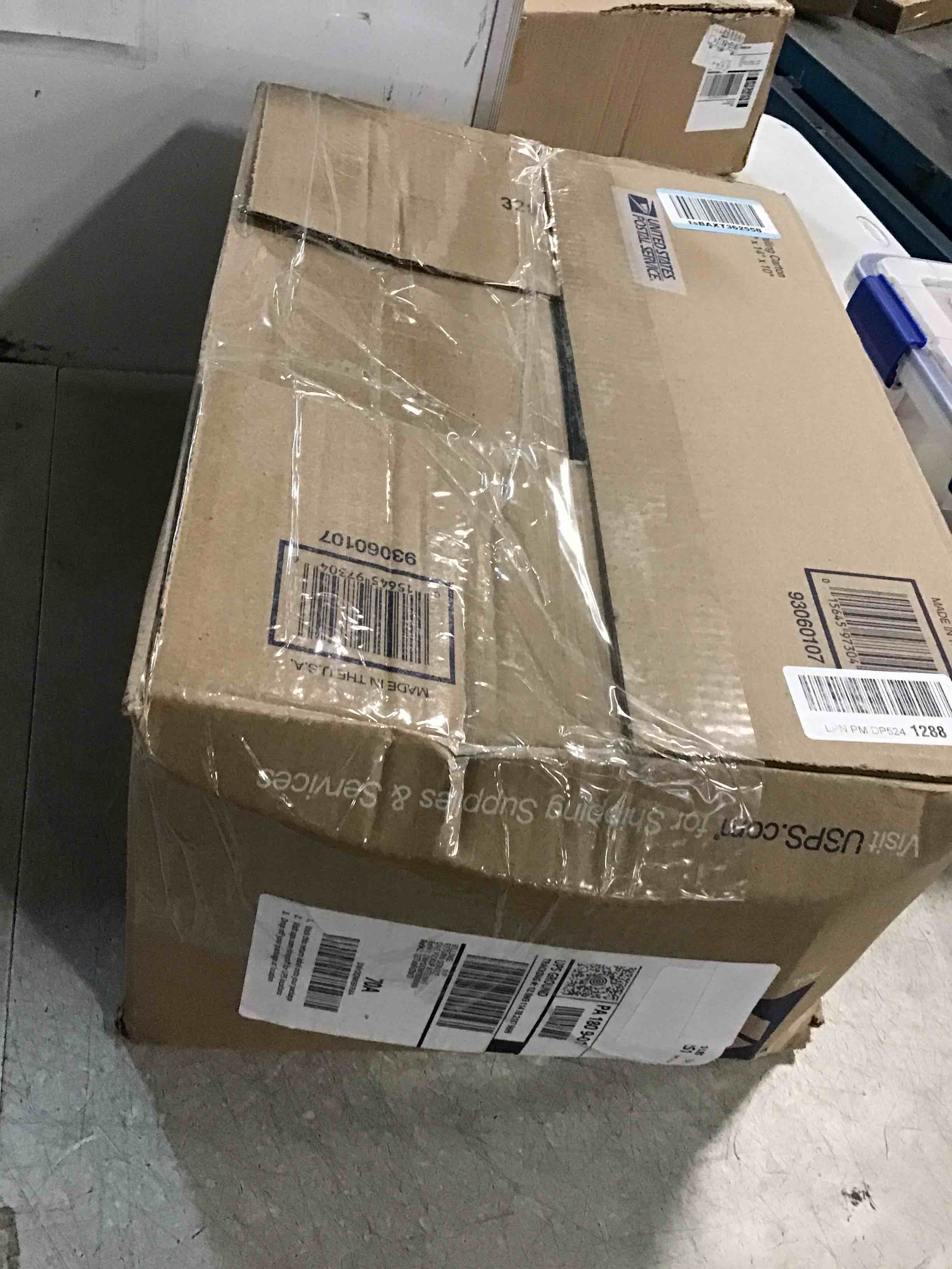 https://s3.amazonaws.com/lotting-images-prod/bidfta/BRN1993531_1745842580270.jpeg