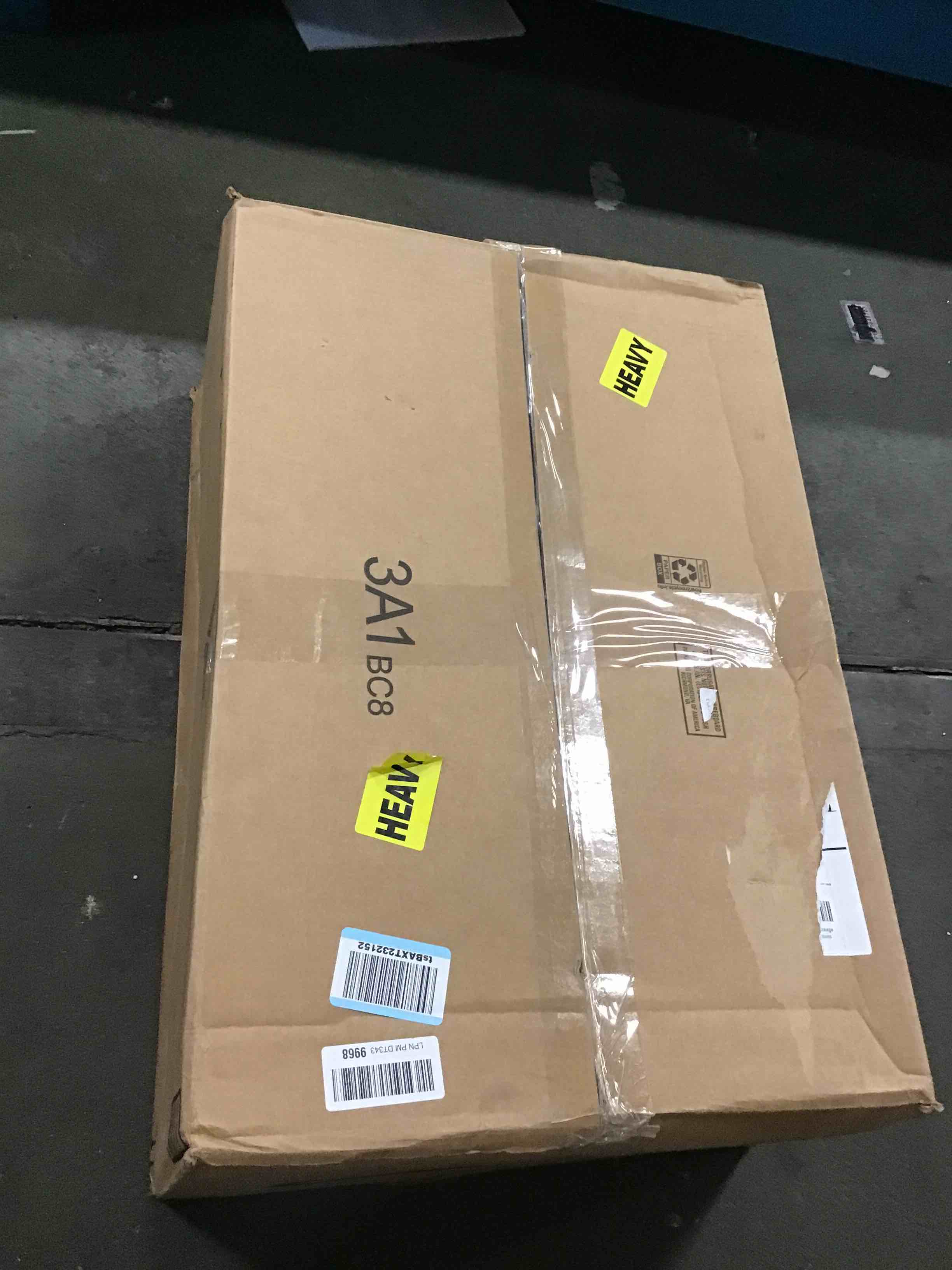 https://s3.amazonaws.com/lotting-images-prod/bidfta/BRN1993544_1745844330160.jpeg