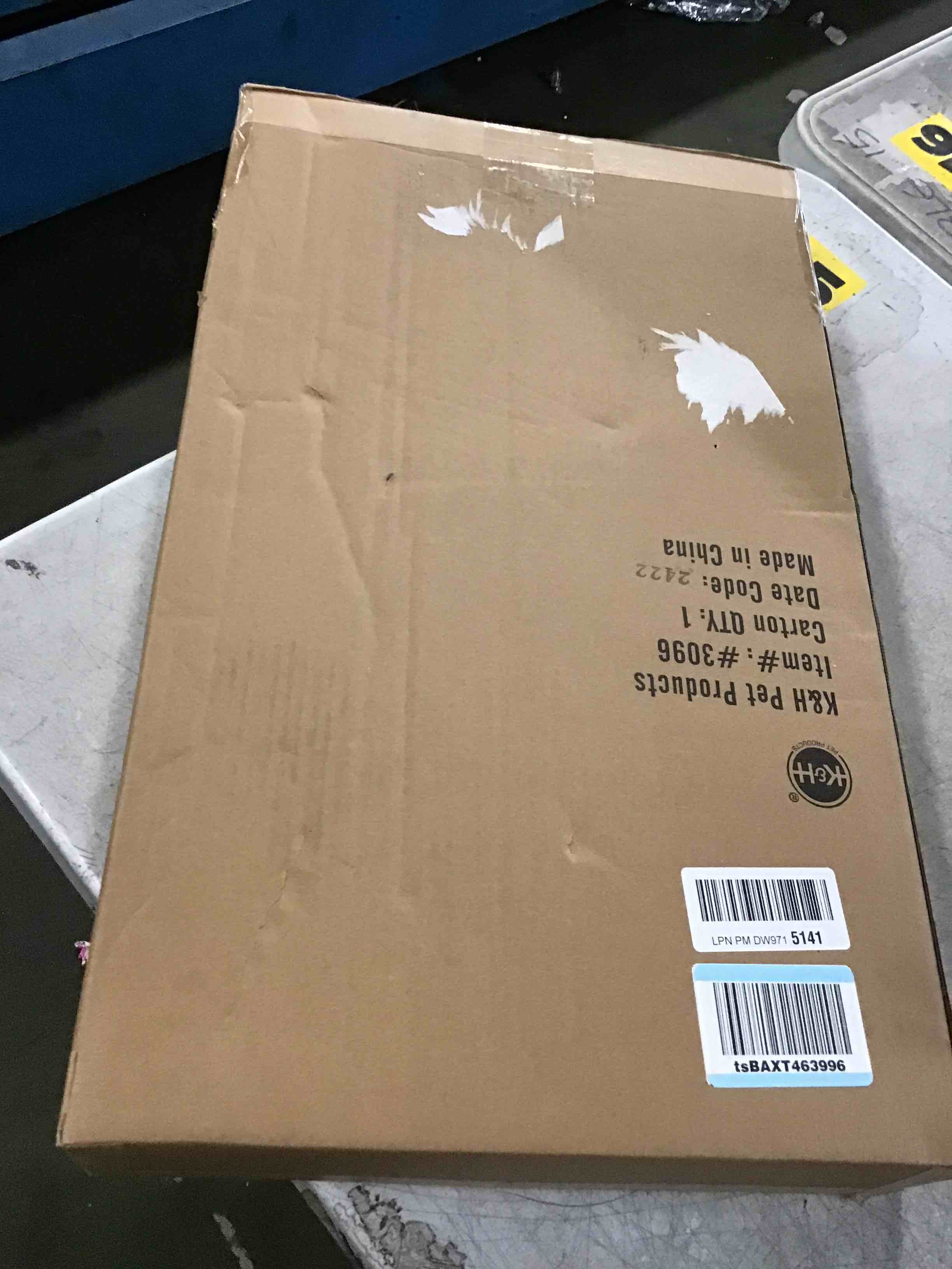 https://s3.amazonaws.com/lotting-images-prod/bidfta/BRN1993828_1746106306100.jpeg