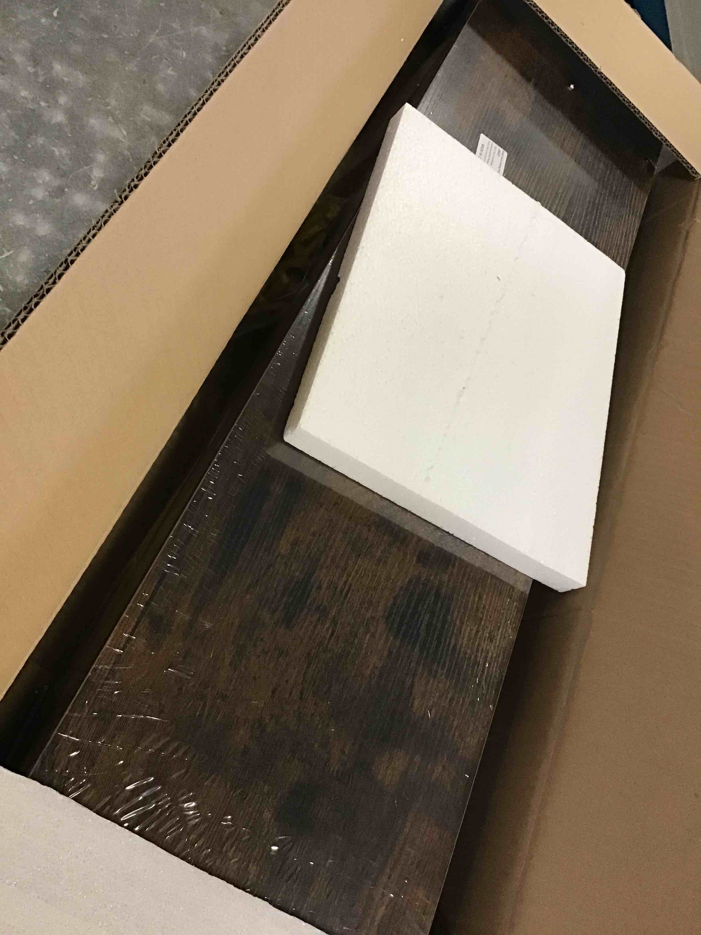https://s3.amazonaws.com/lotting-images-prod/bidfta/BRN1994071_1746196146630.jpeg