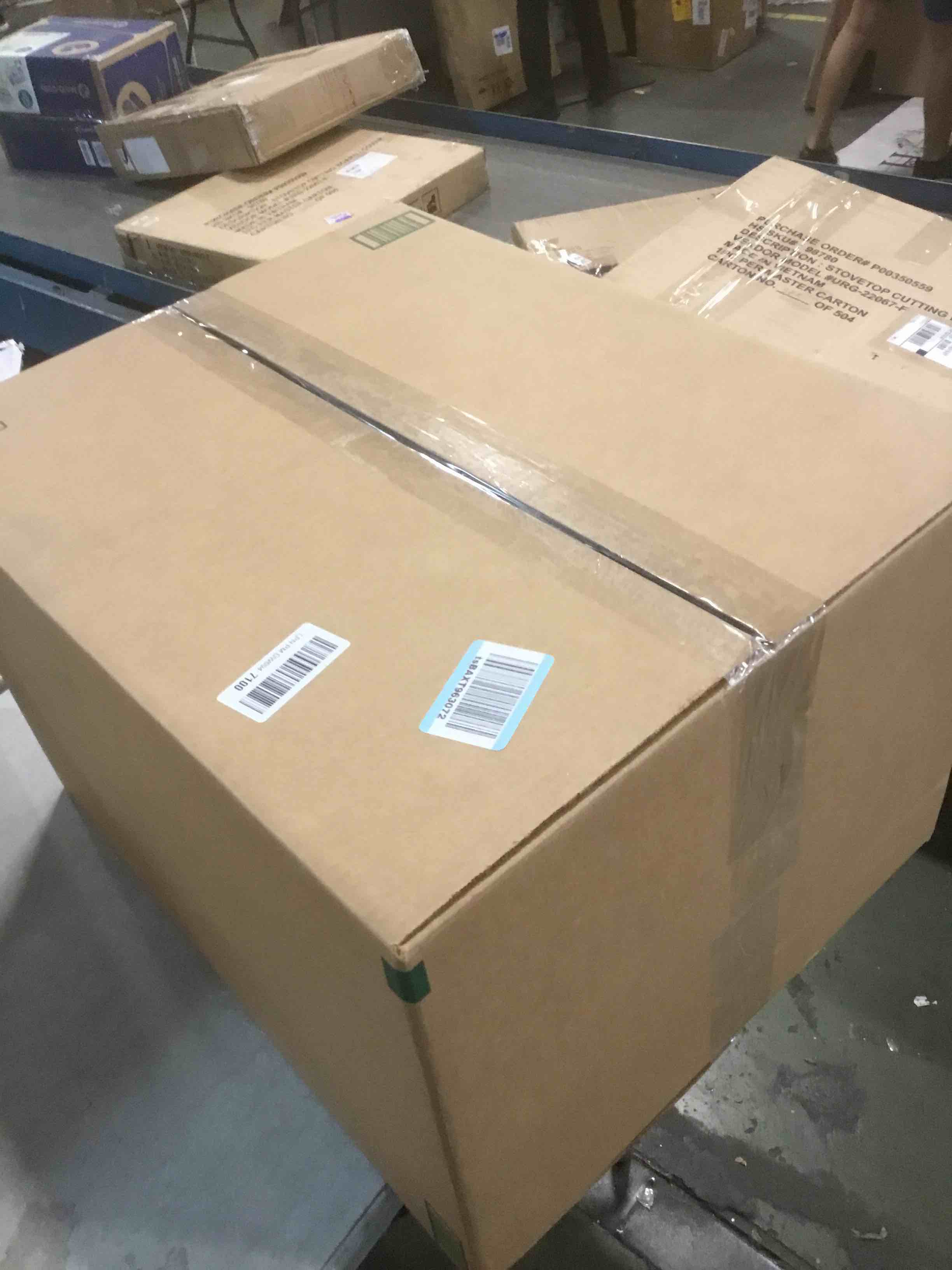 https://s3.amazonaws.com/lotting-images-prod/bidfta/BRN1996035_1744904588769.jpeg