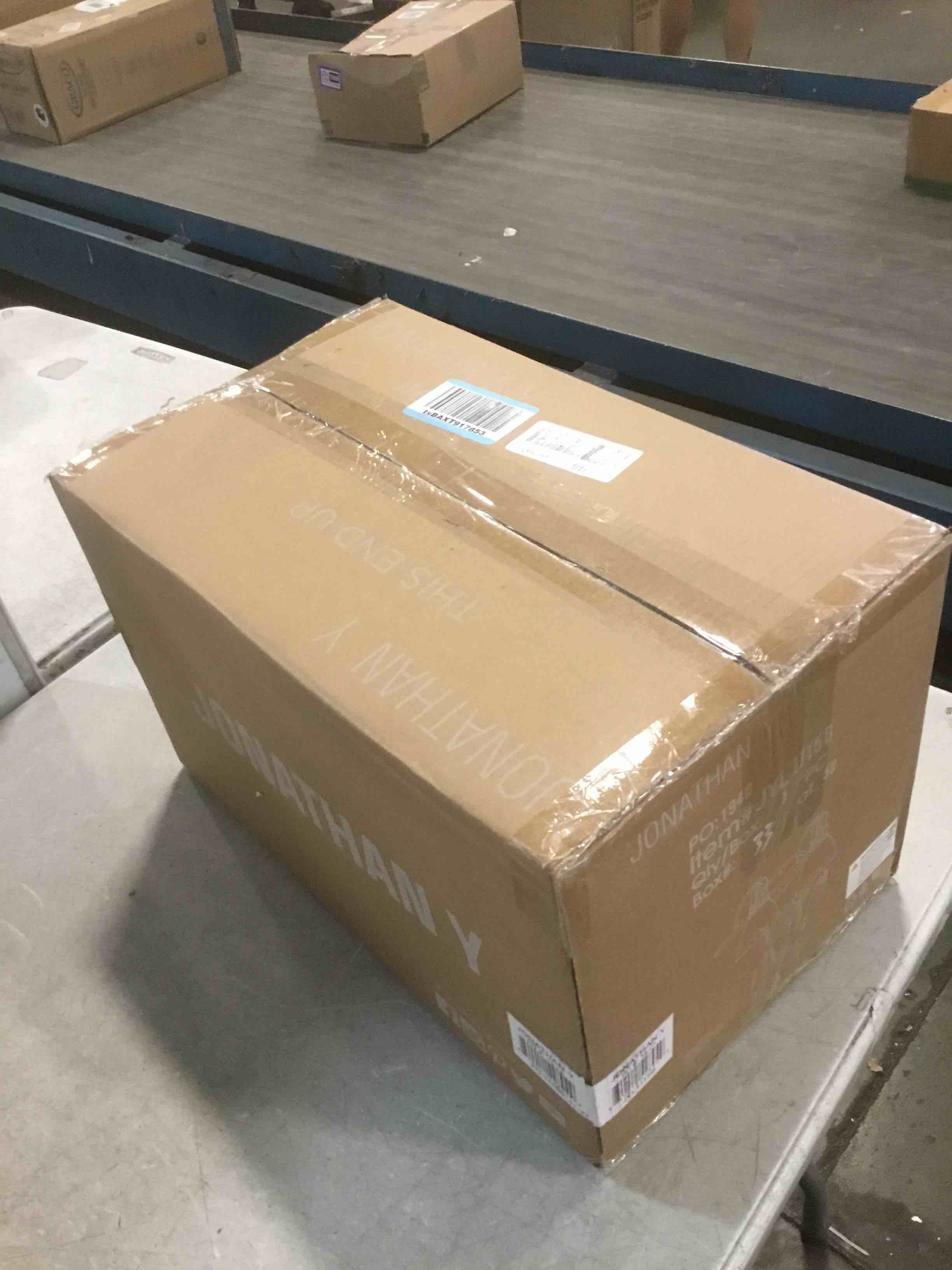 https://s3.amazonaws.com/lotting-images-prod/bidfta/BRN1996219_1744984385697.jpeg