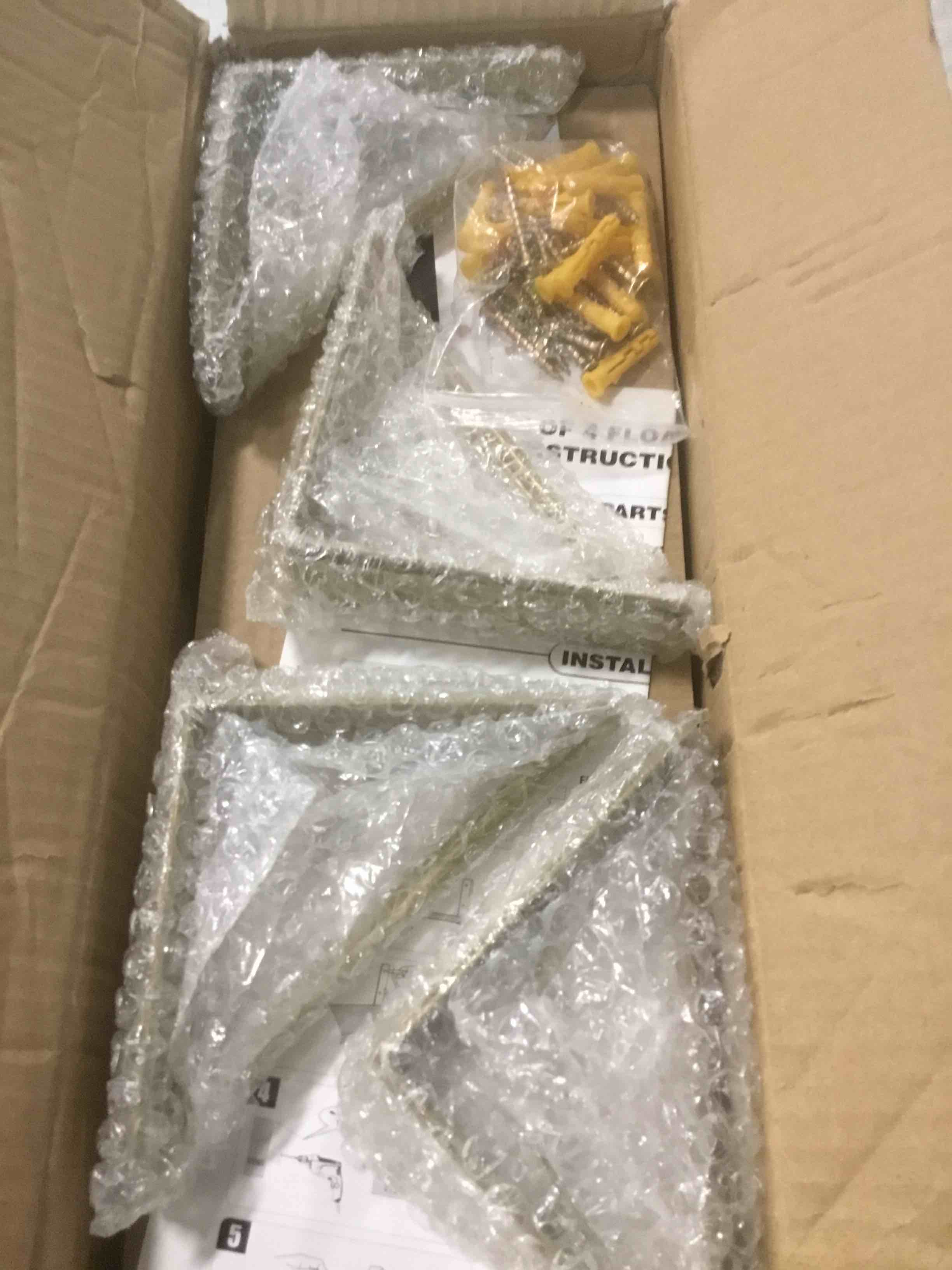 https://s3.amazonaws.com/lotting-images-prod/bidfta/BRN1996231_1745324914557.jpeg