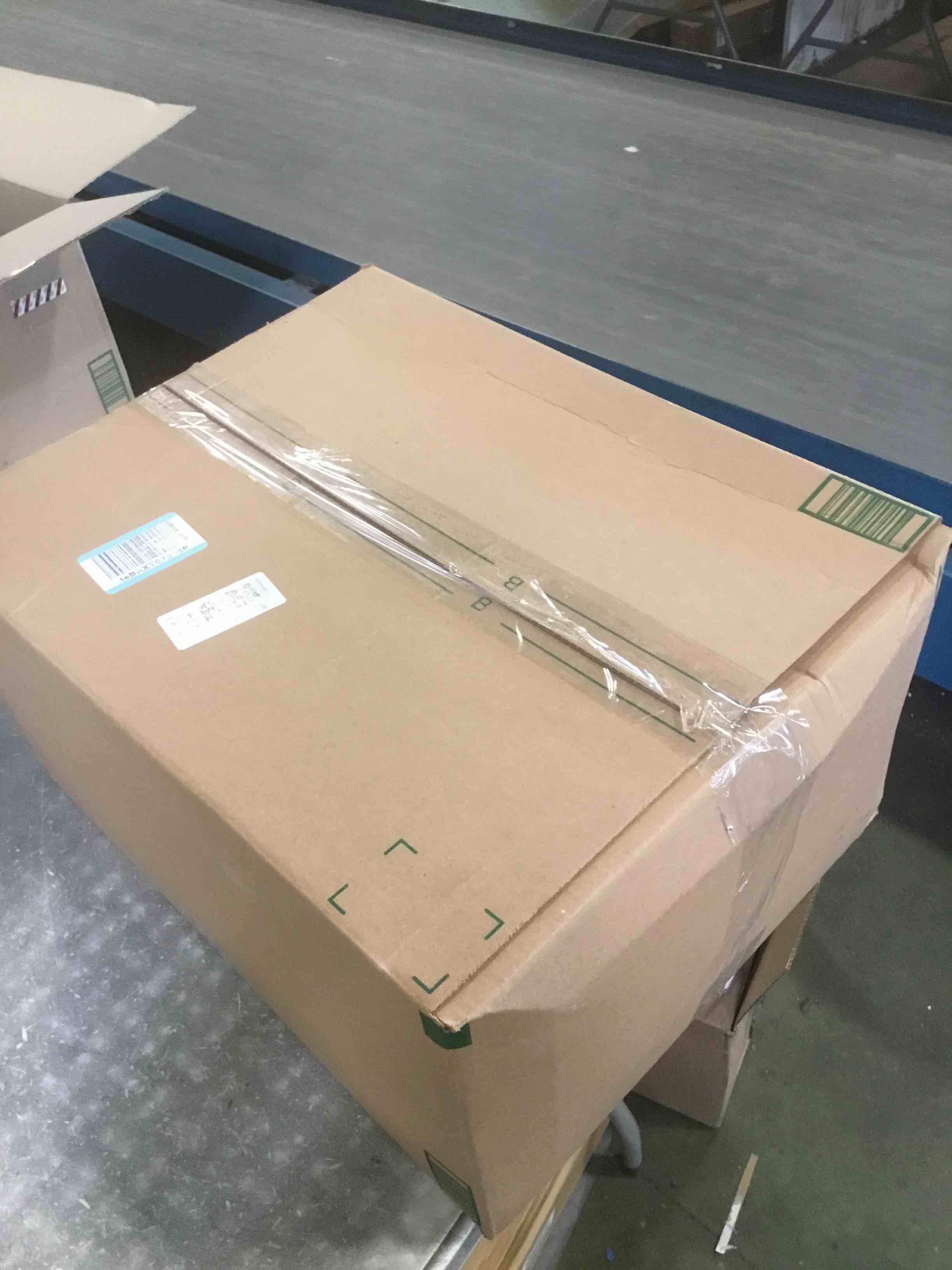 https://s3.amazonaws.com/lotting-images-prod/bidfta/BRN1996740_1745854718709.jpeg