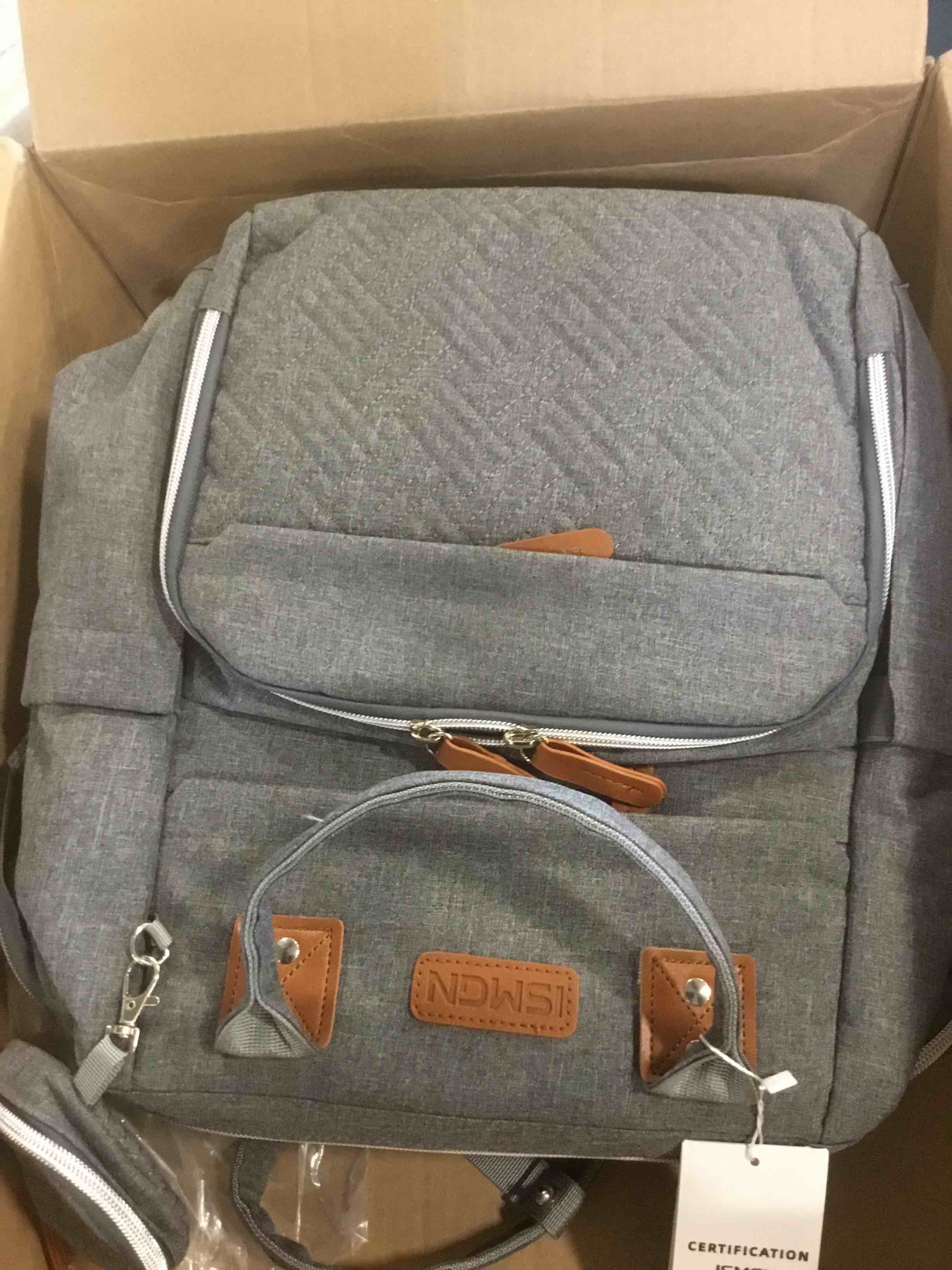 https://s3.amazonaws.com/lotting-images-prod/bidfta/BRN1996741_1745854828090.jpeg