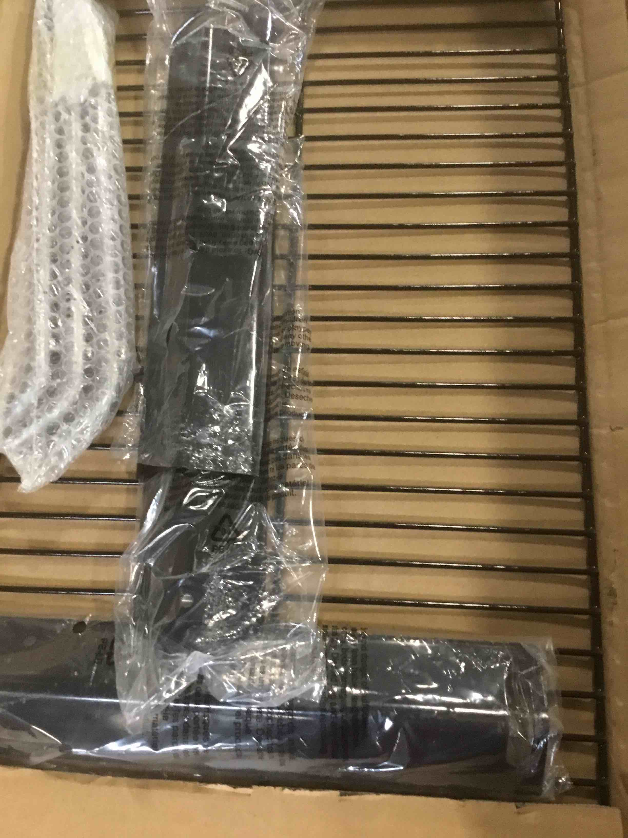 https://s3.amazonaws.com/lotting-images-prod/bidfta/BRN1996801_1745864577172.jpeg
