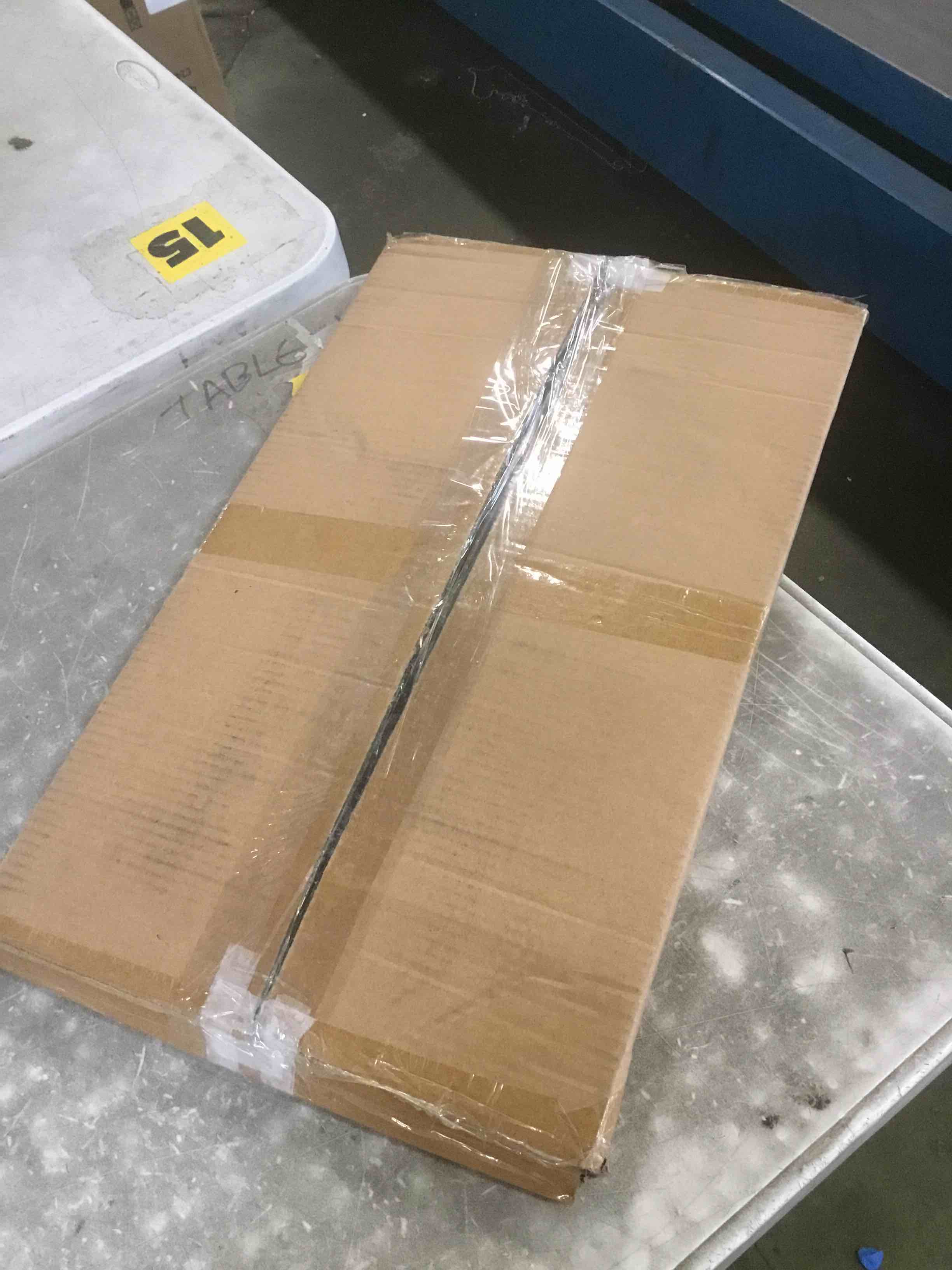 https://s3.amazonaws.com/lotting-images-prod/bidfta/BRN1996801_1745864599475.jpeg
