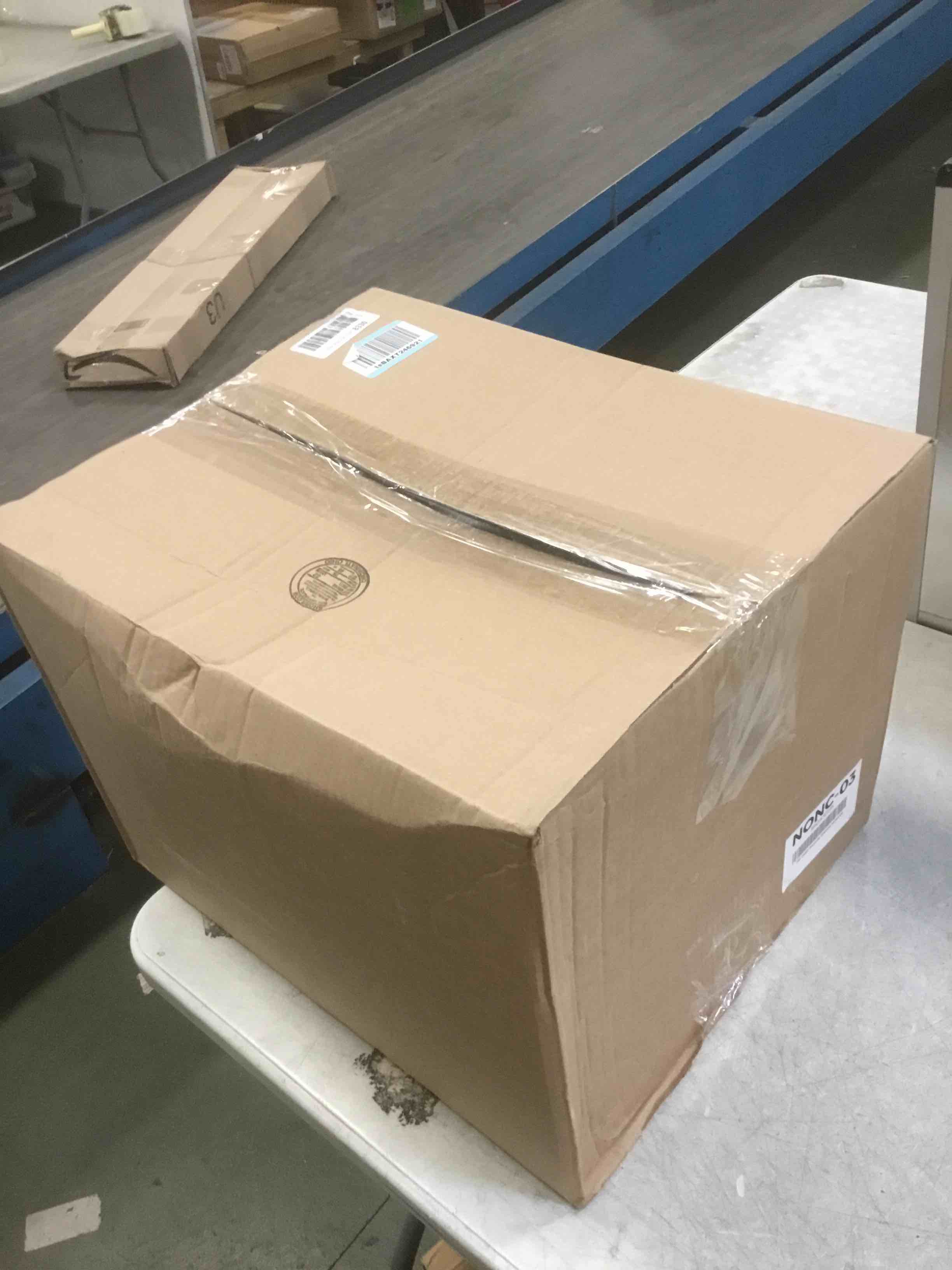https://s3.amazonaws.com/lotting-images-prod/bidfta/BRN1997020_1745952382368.jpeg