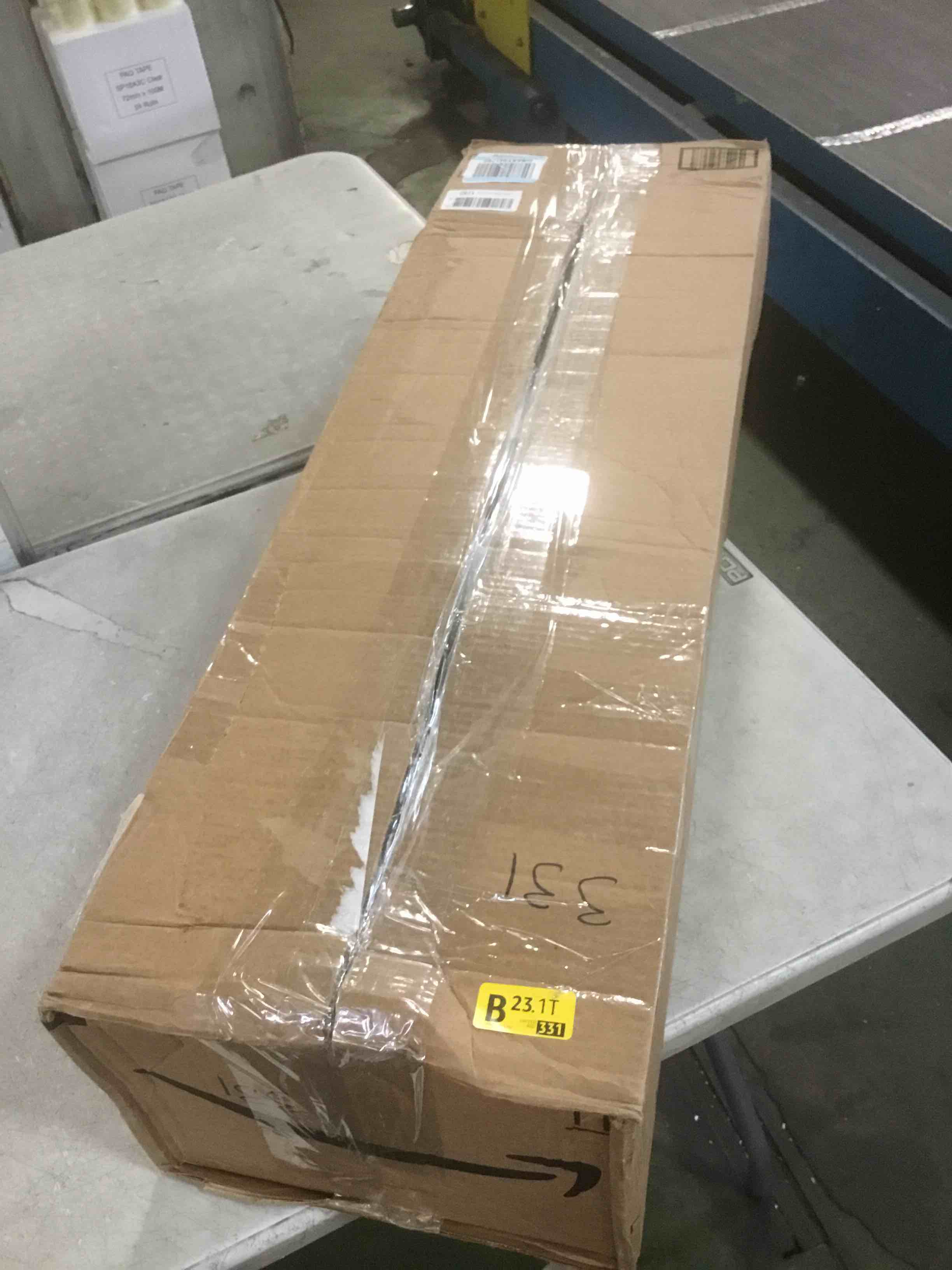 https://s3.amazonaws.com/lotting-images-prod/bidfta/BRN1997310_1746116958566.jpeg