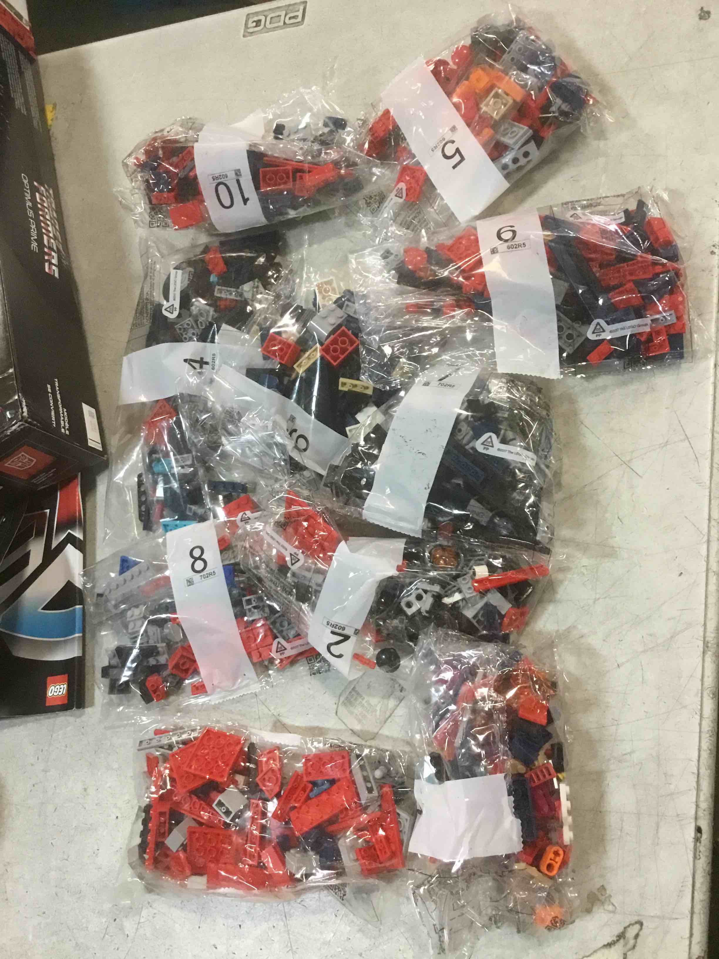 https://s3.amazonaws.com/lotting-images-prod/bidfta/BRN1998384_1747064867077.jpeg