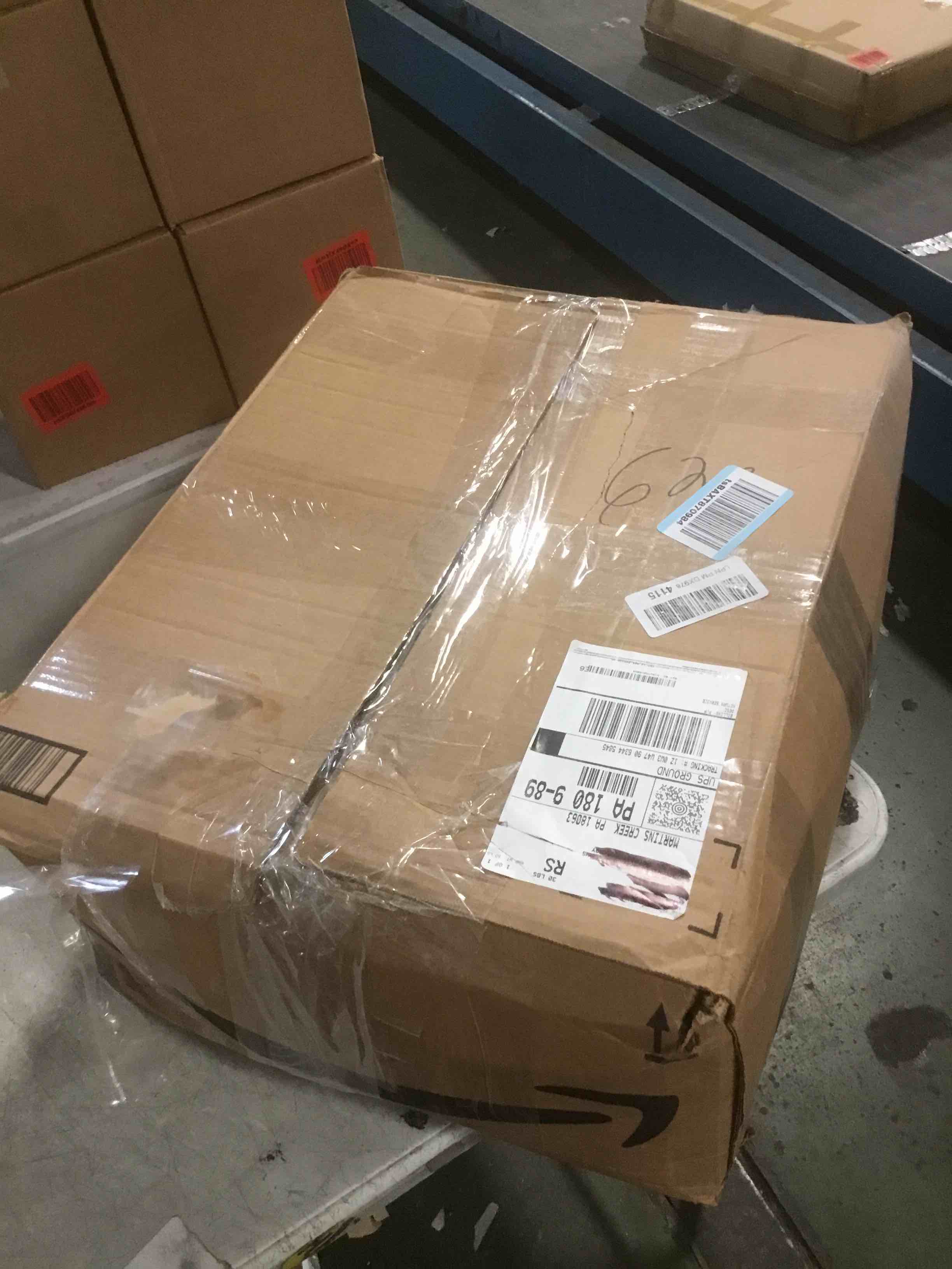 https://s3.amazonaws.com/lotting-images-prod/bidfta/BRN1998778_1747235264565.jpeg