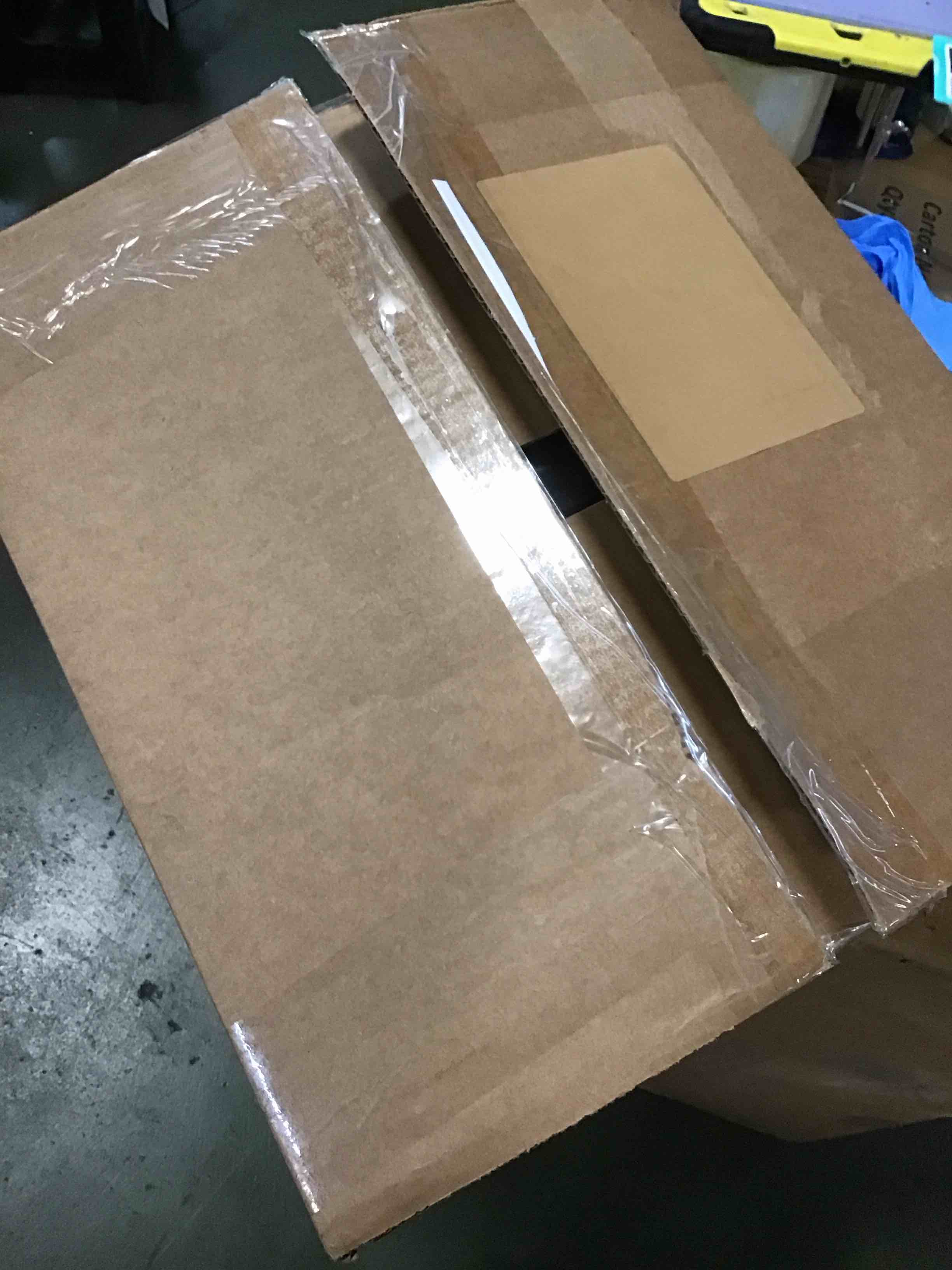 https://s3.amazonaws.com/lotting-images-prod/bidfta/BRN2000728_1745940894946.jpeg