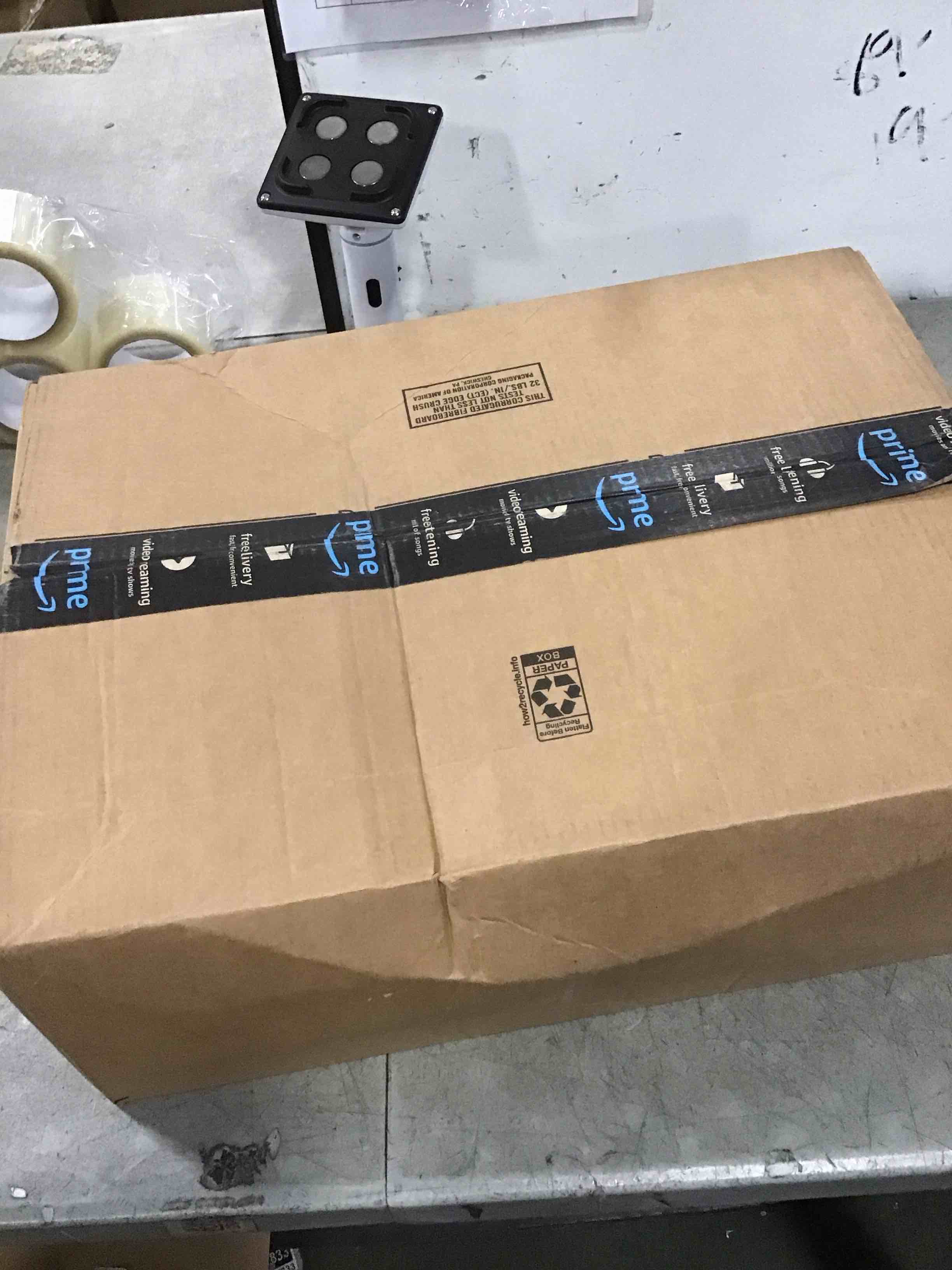 https://s3.amazonaws.com/lotting-images-prod/bidfta/BRN2001031_1746103726414.jpeg
