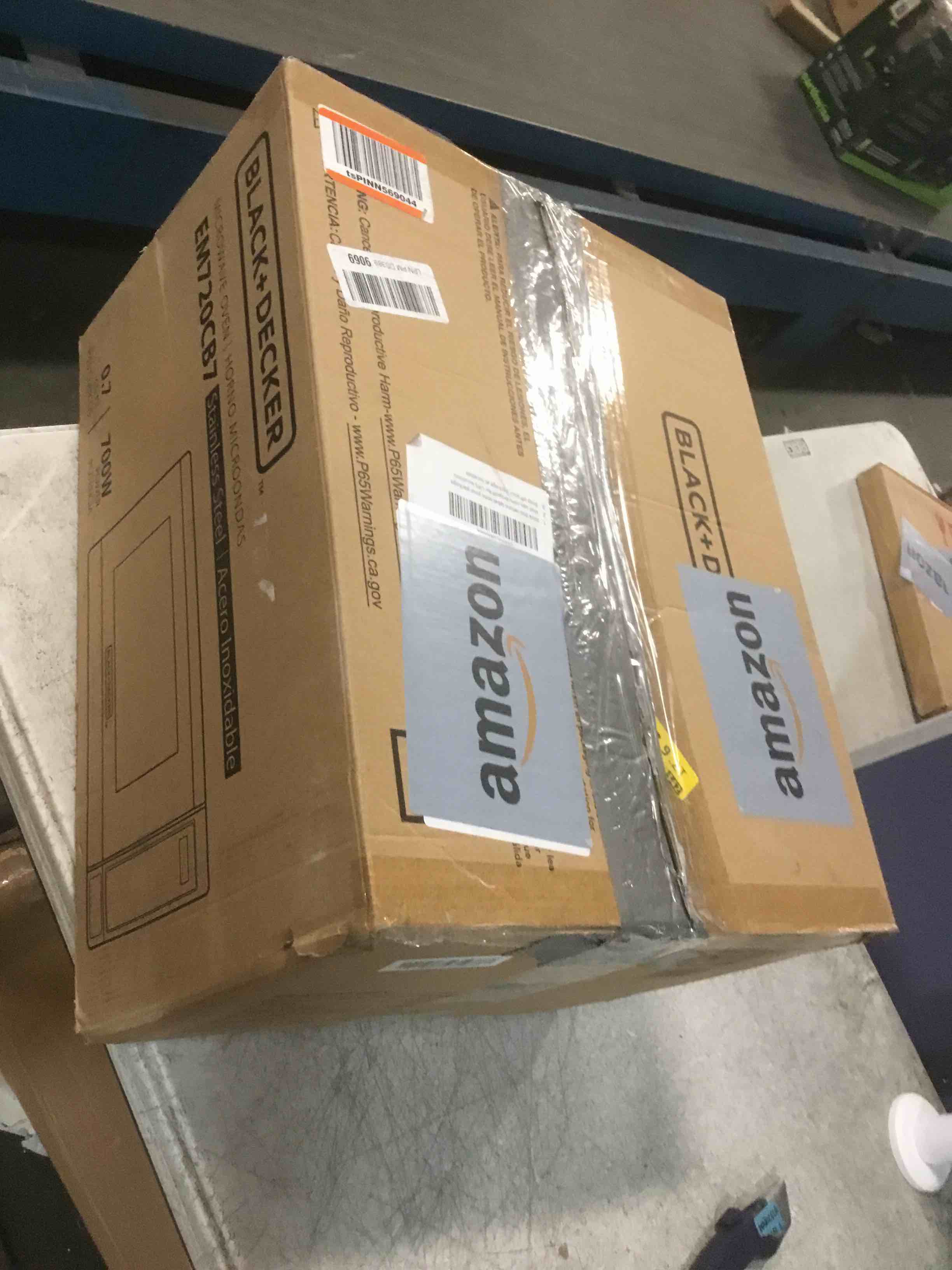 https://s3.amazonaws.com/lotting-images-prod/bidfta/BRN2002581_1744919031942.jpeg