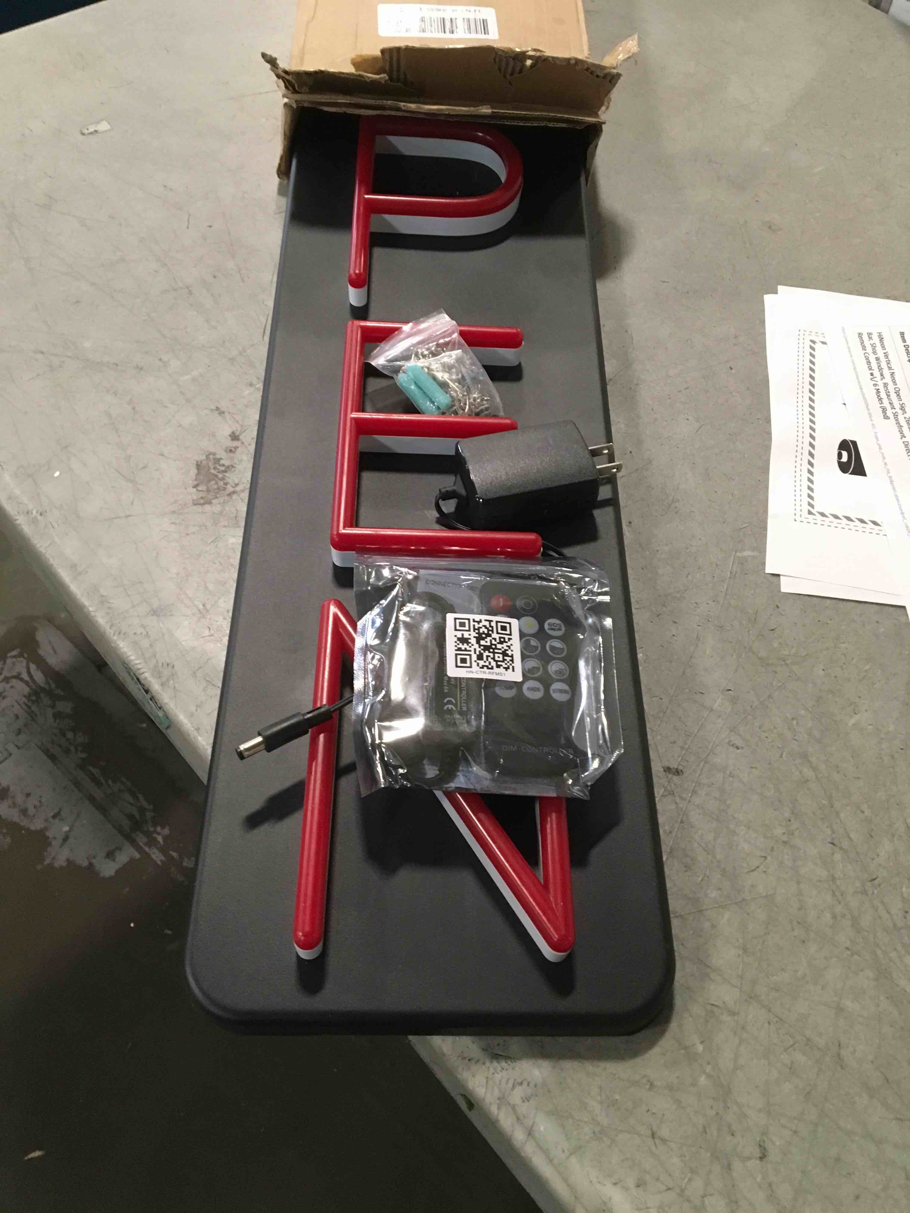 https://s3.amazonaws.com/lotting-images-prod/bidfta/BRN2002817_1745496323030.jpeg