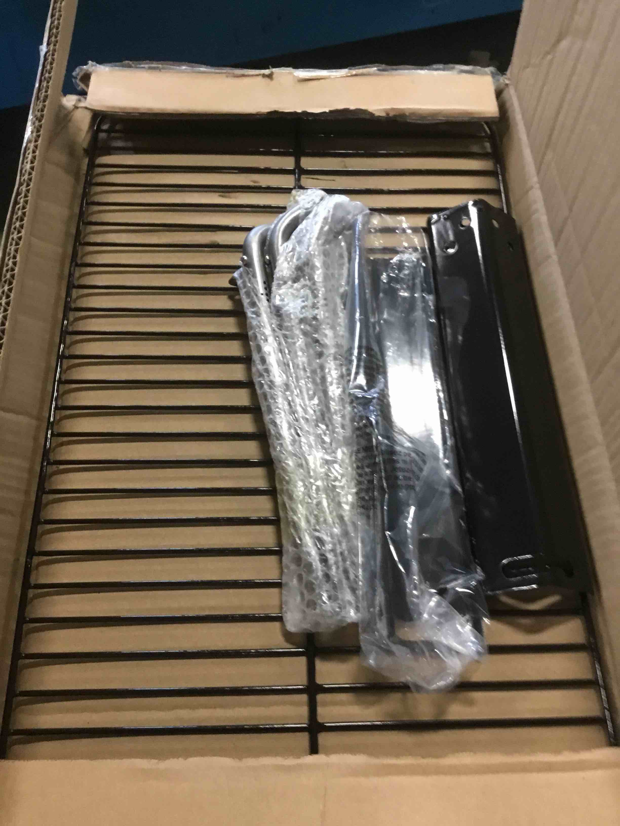 https://s3.amazonaws.com/lotting-images-prod/bidfta/BRN2002922_1745512555850.jpeg