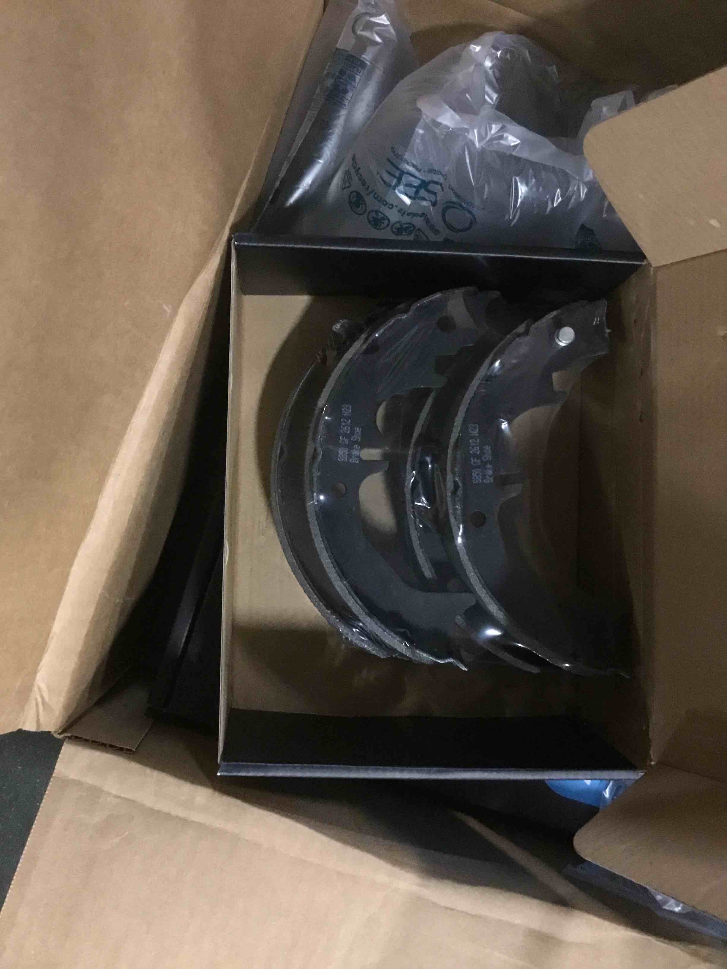 https://s3.amazonaws.com/lotting-images-prod/bidfta/BRN2003003_1745524355755.jpeg