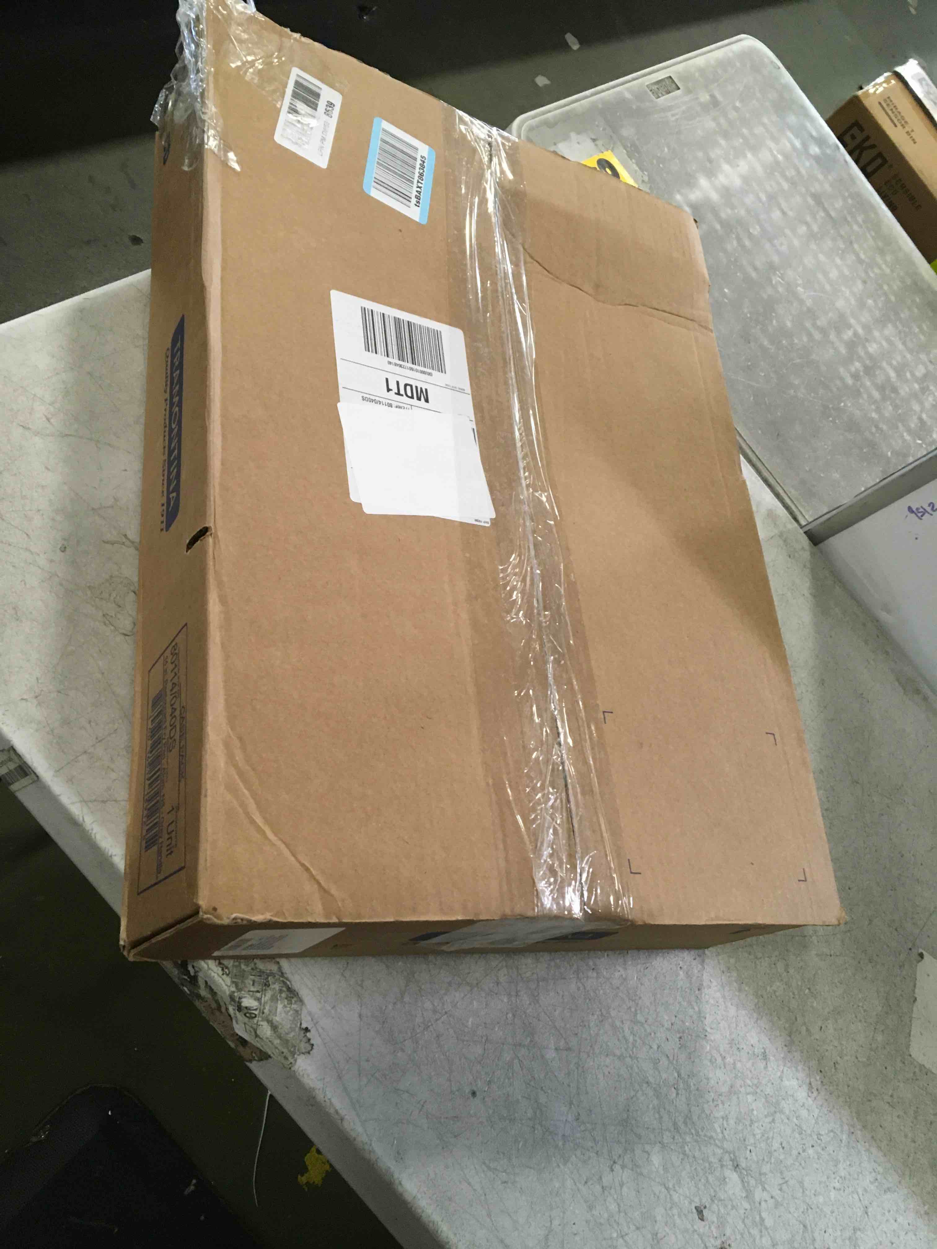 https://s3.amazonaws.com/lotting-images-prod/bidfta/BRN2003067_1745847006732.jpeg