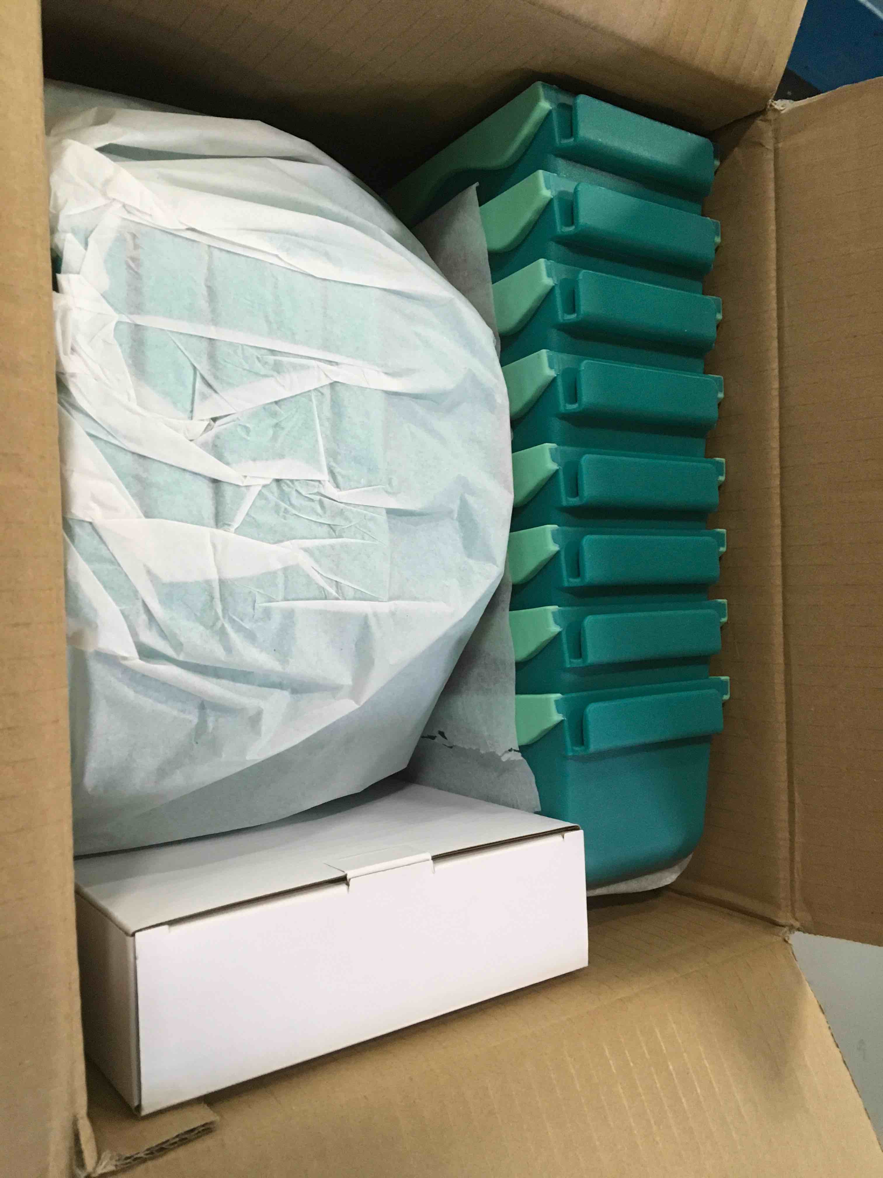 https://s3.amazonaws.com/lotting-images-prod/bidfta/BRN2003070_1745850745477.jpeg