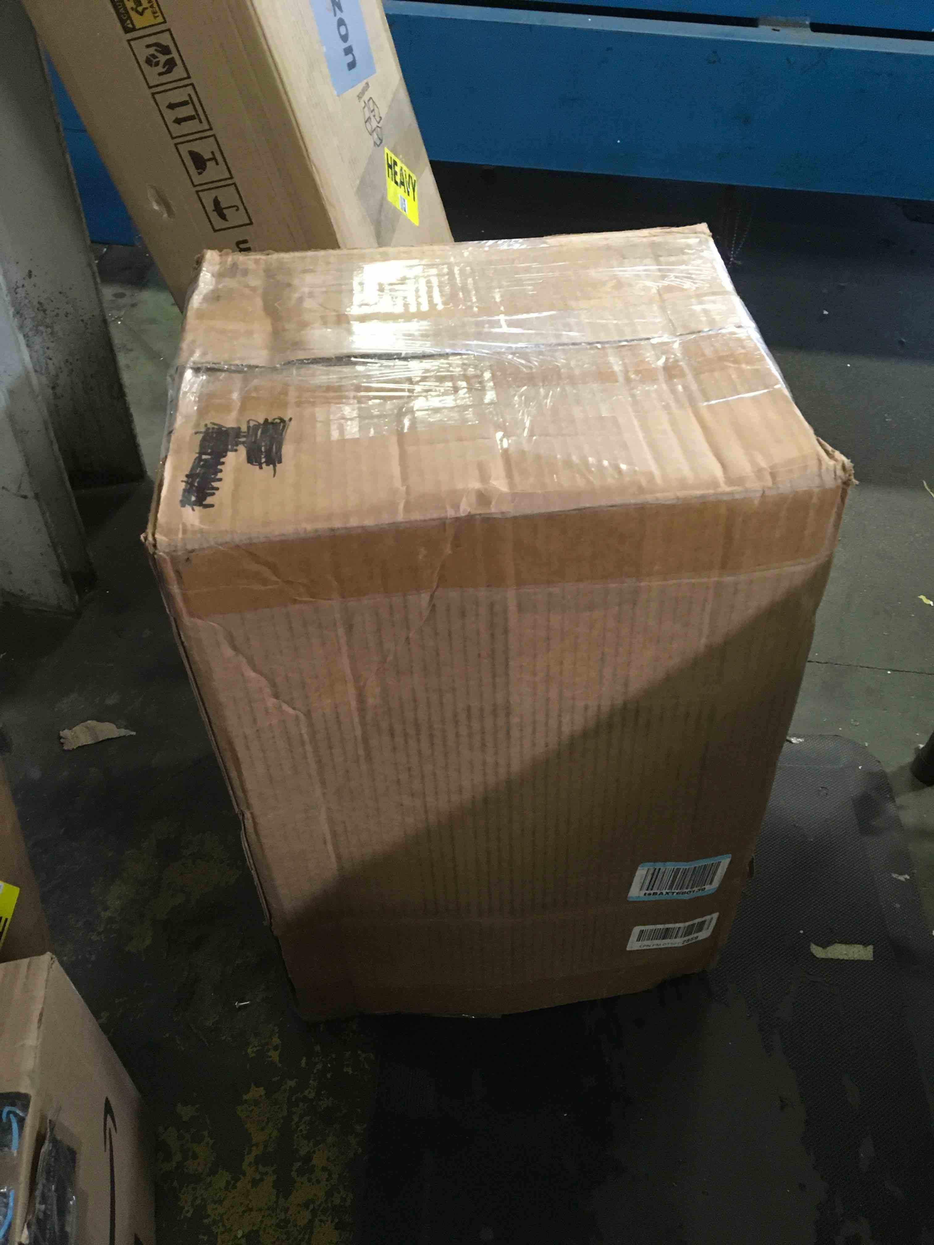 https://s3.amazonaws.com/lotting-images-prod/bidfta/BRN2003119_1745856098336.jpeg