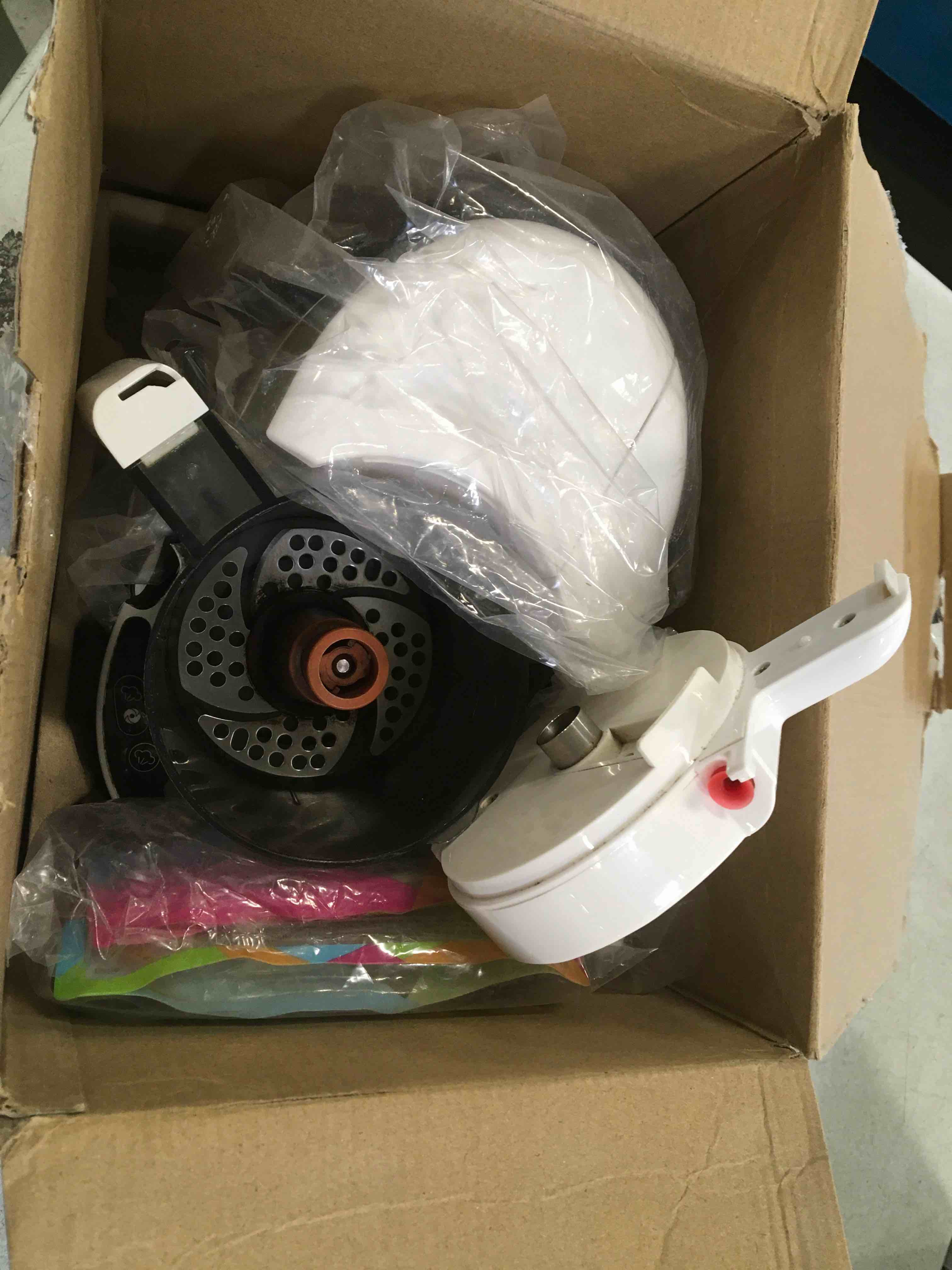 https://s3.amazonaws.com/lotting-images-prod/bidfta/BRN2003408_1746016778259.jpeg