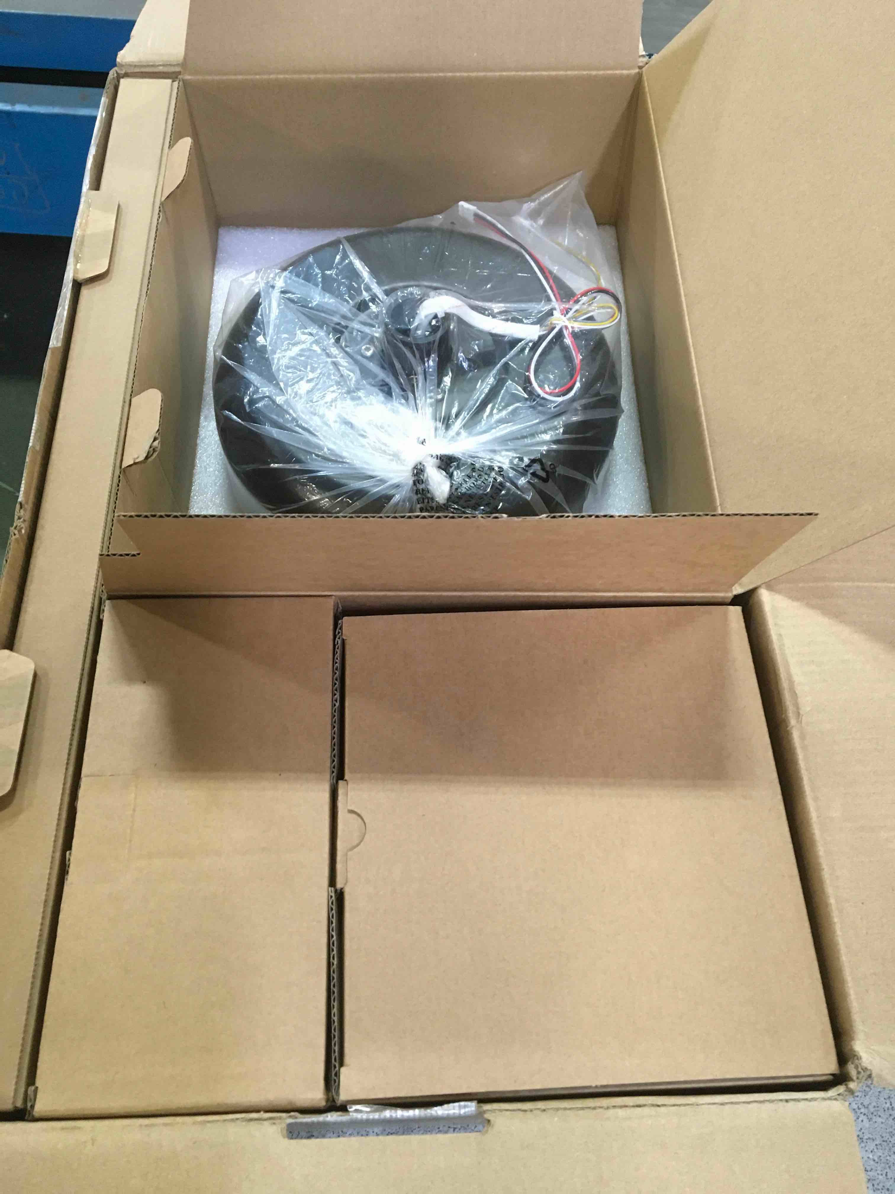 https://s3.amazonaws.com/lotting-images-prod/bidfta/BRN2004136_1746456633521.jpeg