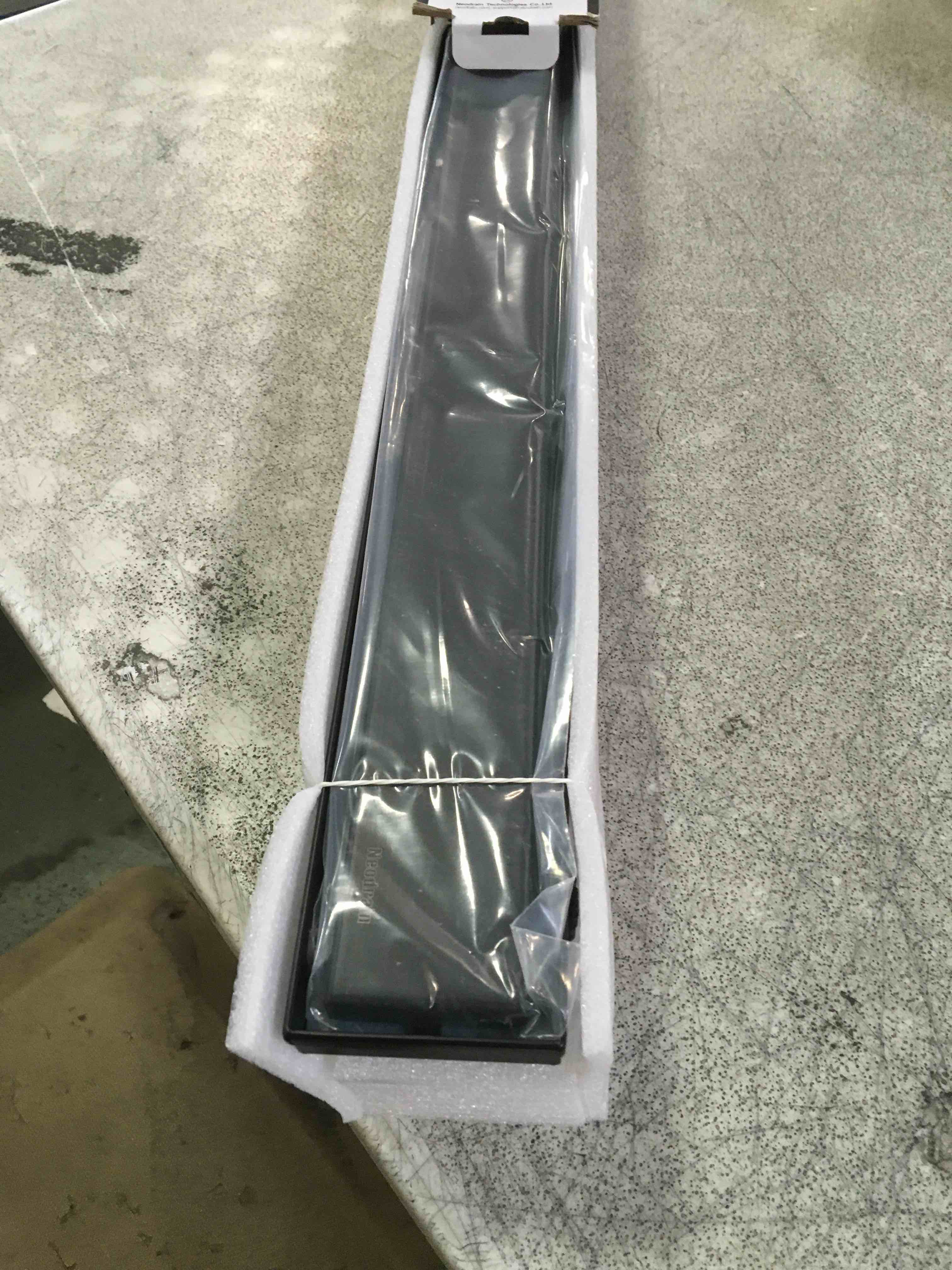 https://s3.amazonaws.com/lotting-images-prod/bidfta/BRN2004165_1746459346886.jpeg