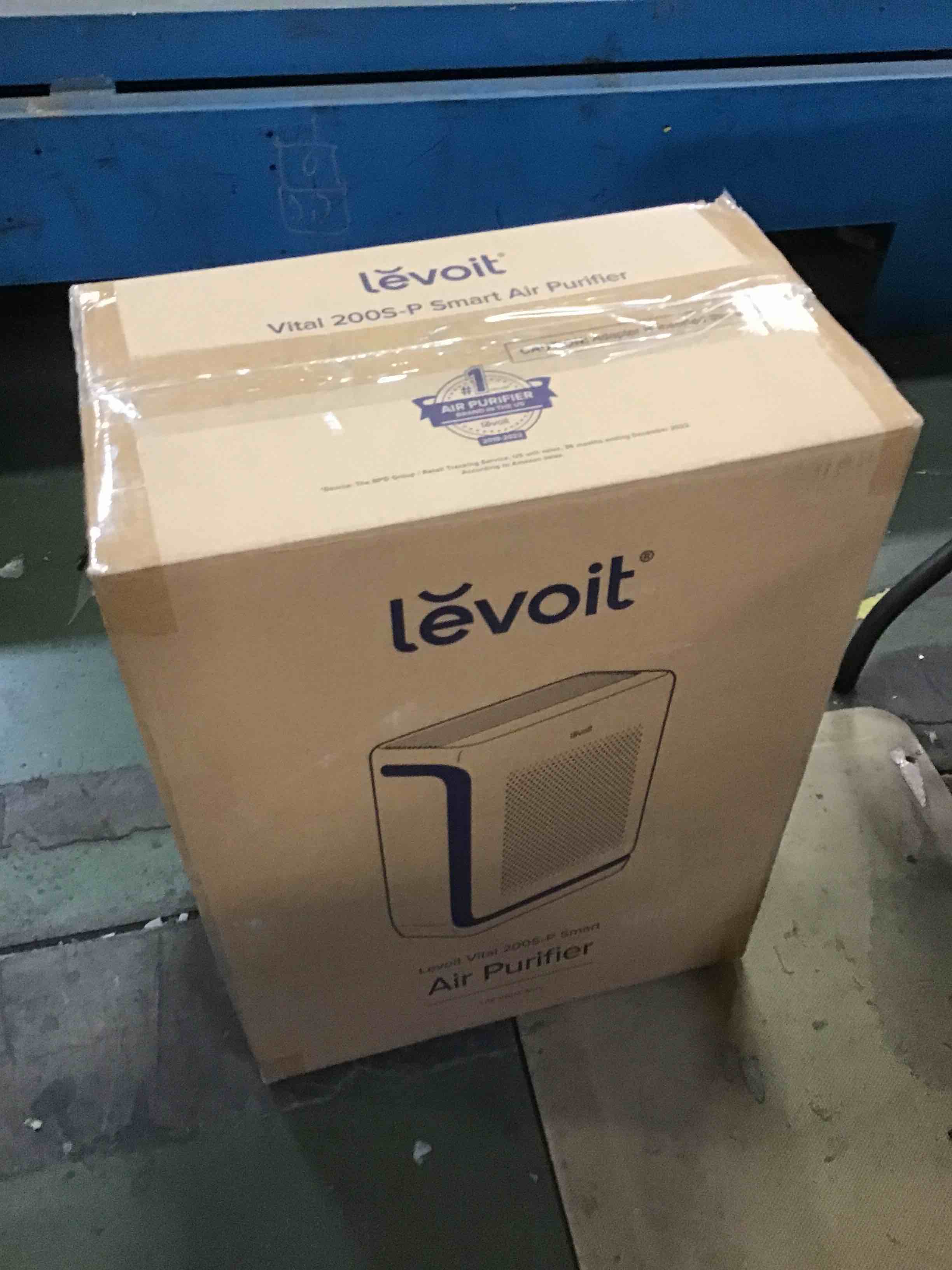 https://s3.amazonaws.com/lotting-images-prod/bidfta/BRN2004195_1746465447542.jpeg