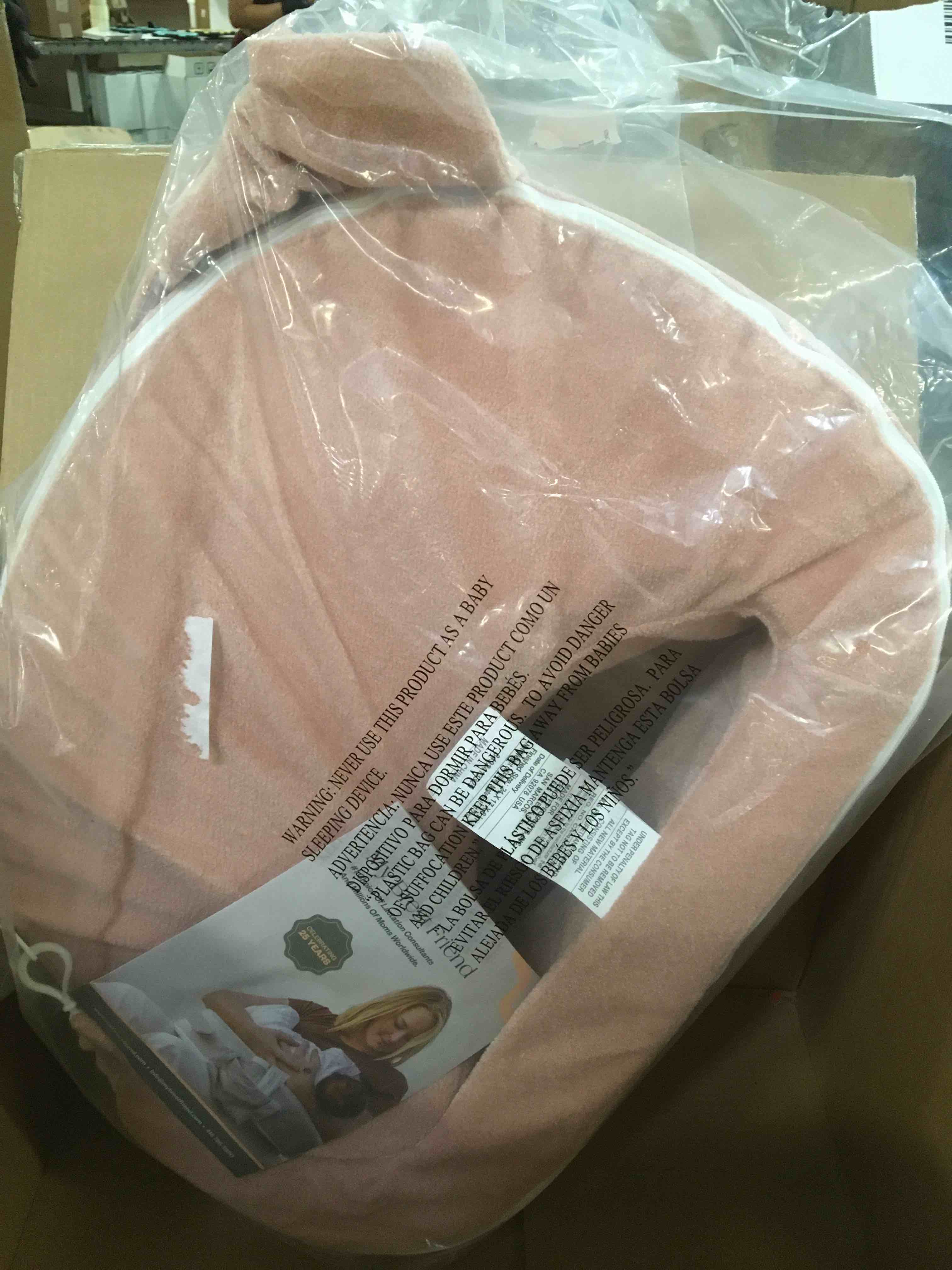 https://s3.amazonaws.com/lotting-images-prod/bidfta/BRN2004394_1746547282995.jpeg