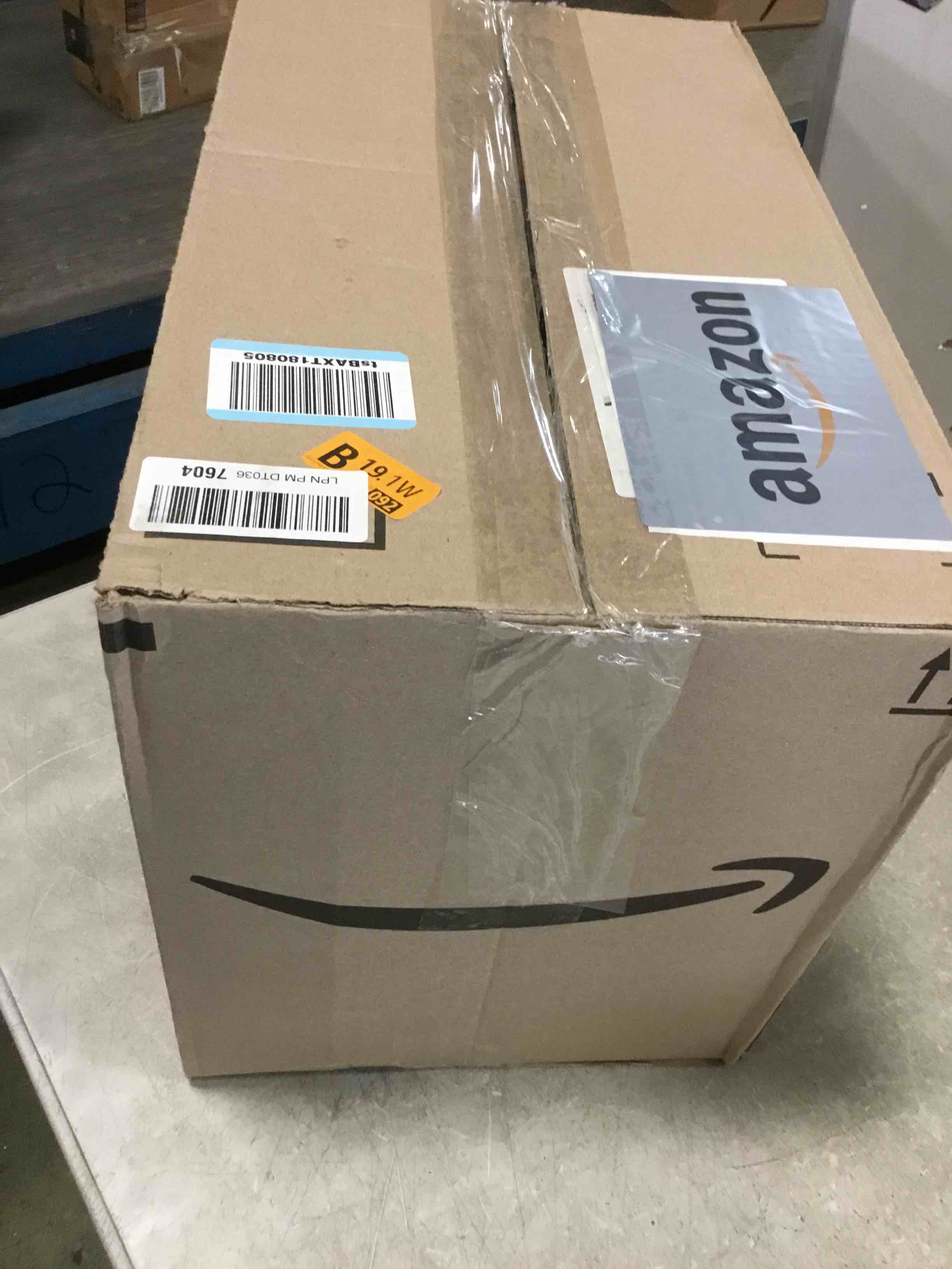 https://s3.amazonaws.com/lotting-images-prod/bidfta/BRN2006027_1744918102138.jpeg
