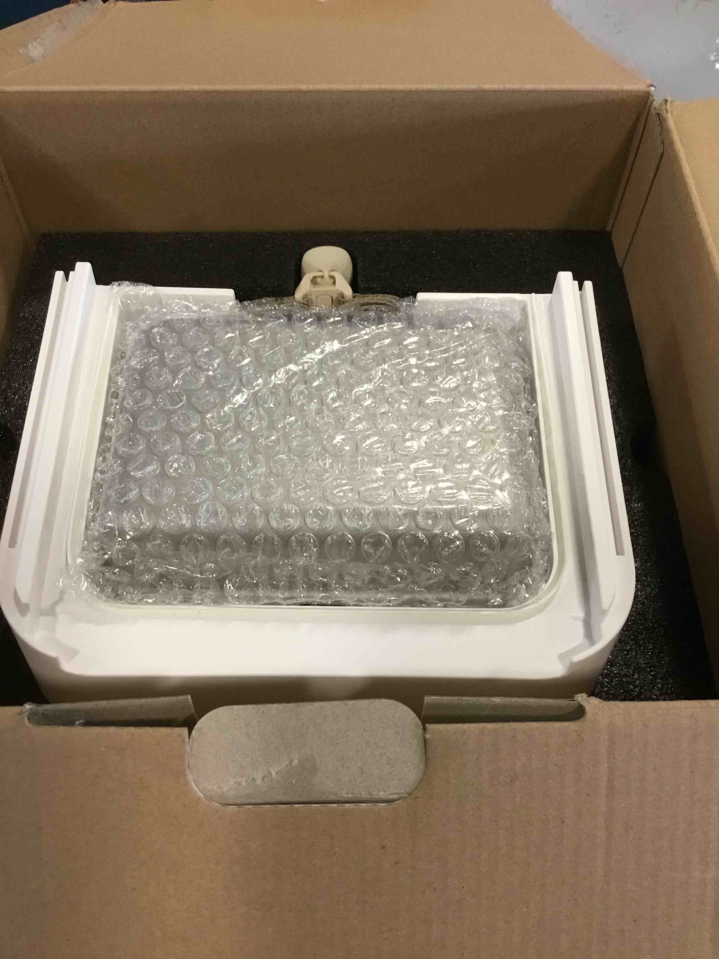 https://s3.amazonaws.com/lotting-images-prod/bidfta/BRN2006691_1745424320472.jpeg