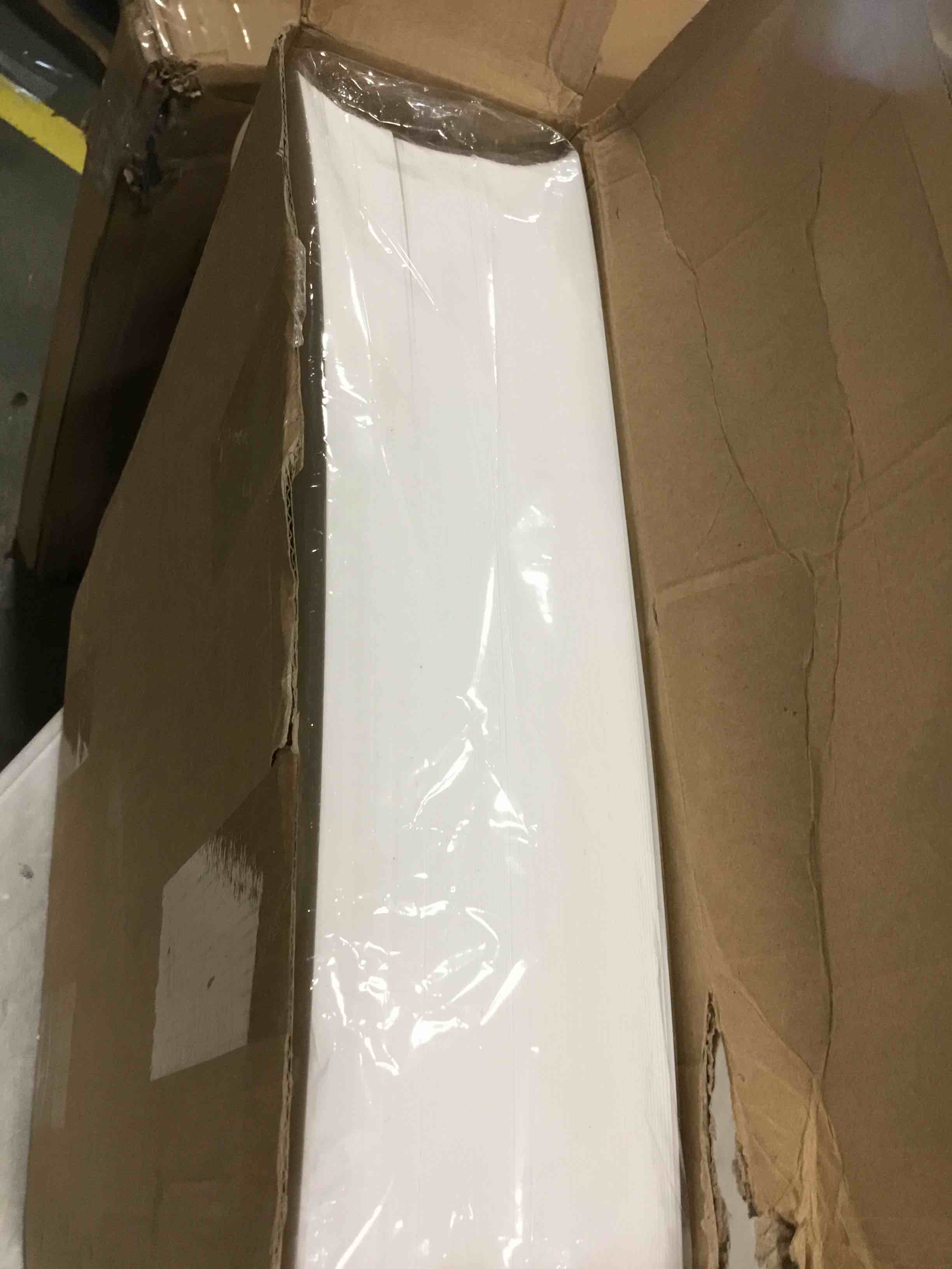 https://s3.amazonaws.com/lotting-images-prod/bidfta/BRN2006824_1745504622017.jpeg