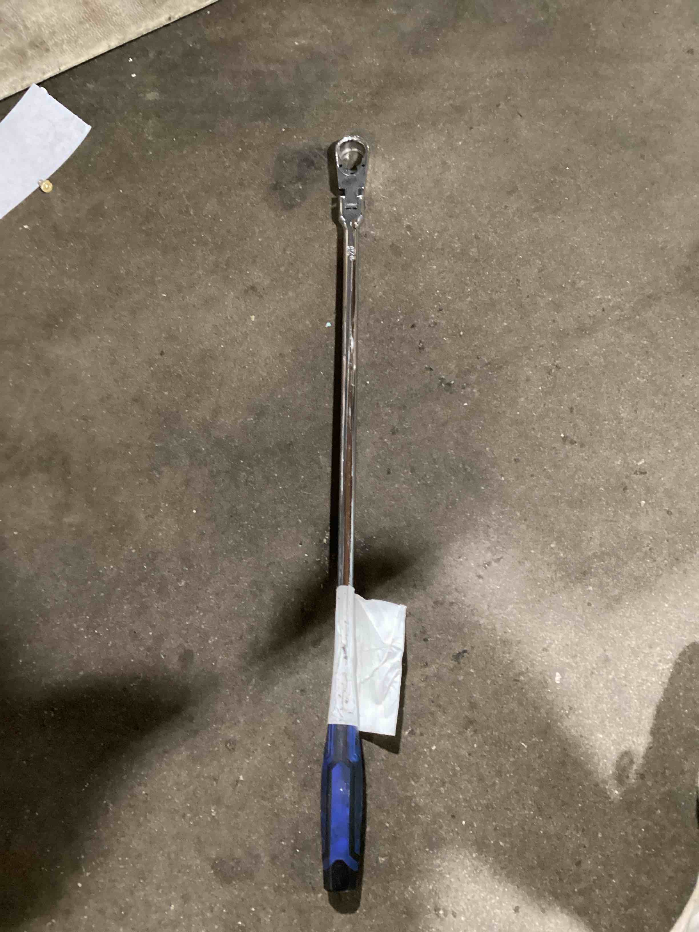 Condition photo showing As Is for kobalt 72 -tooth 1/2-in drive comfort grip handle flexible head ratchet