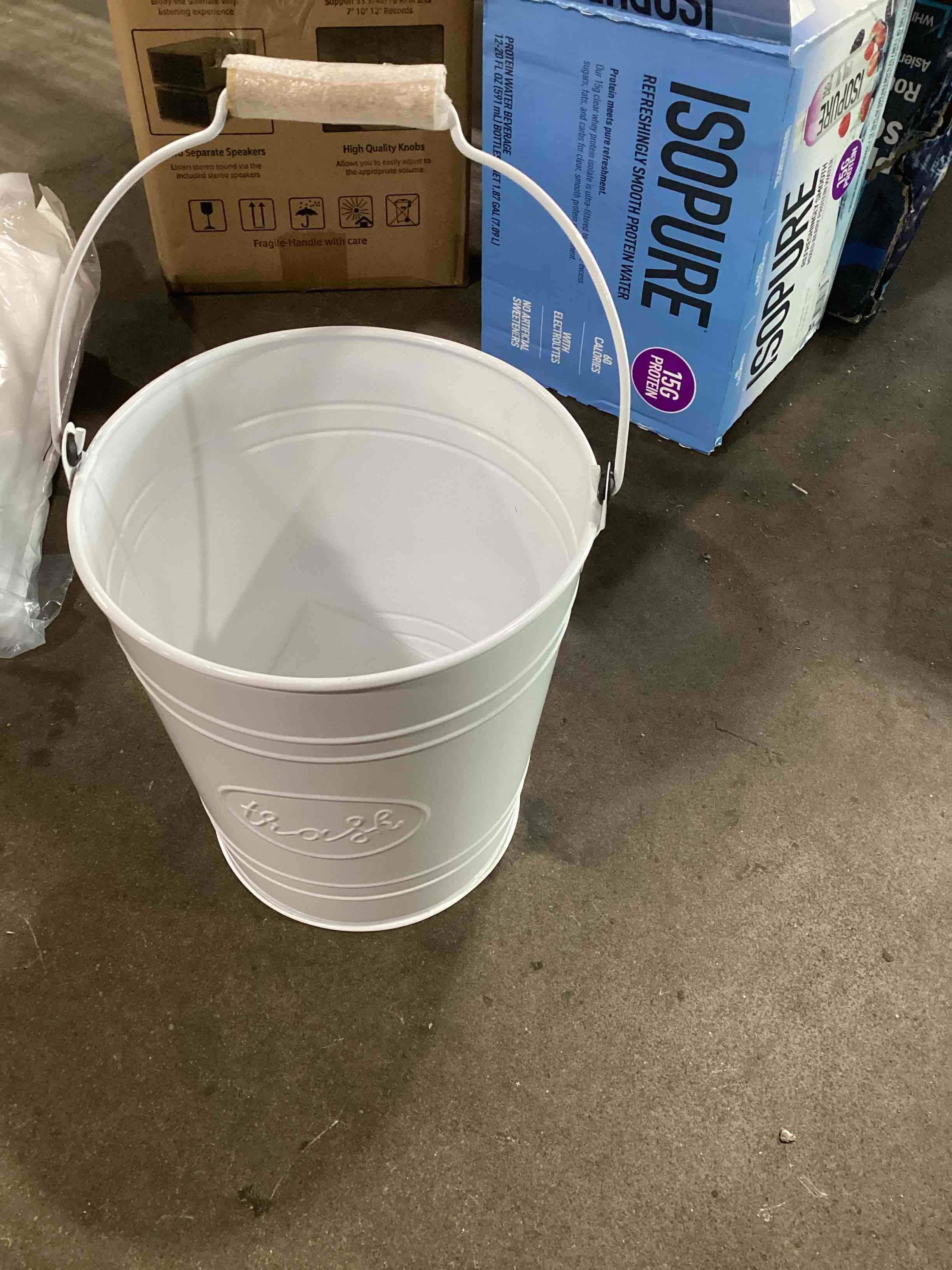 Condition photo showing Good Condition for autumn alley rustic farmhouse white bathroom trash can