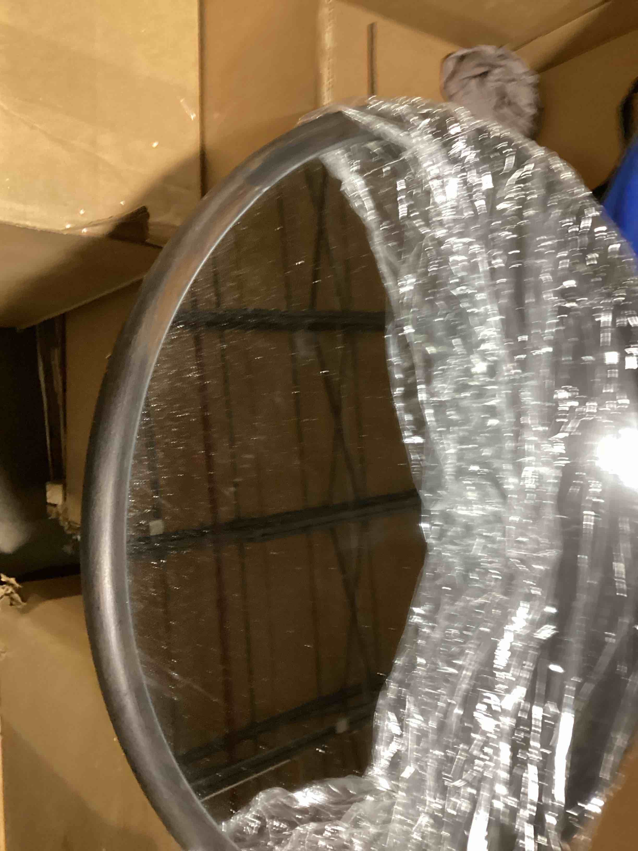 https://s3.amazonaws.com/lotting-images-prod/bidfta/BRN2027762_1789501438180.jpeg