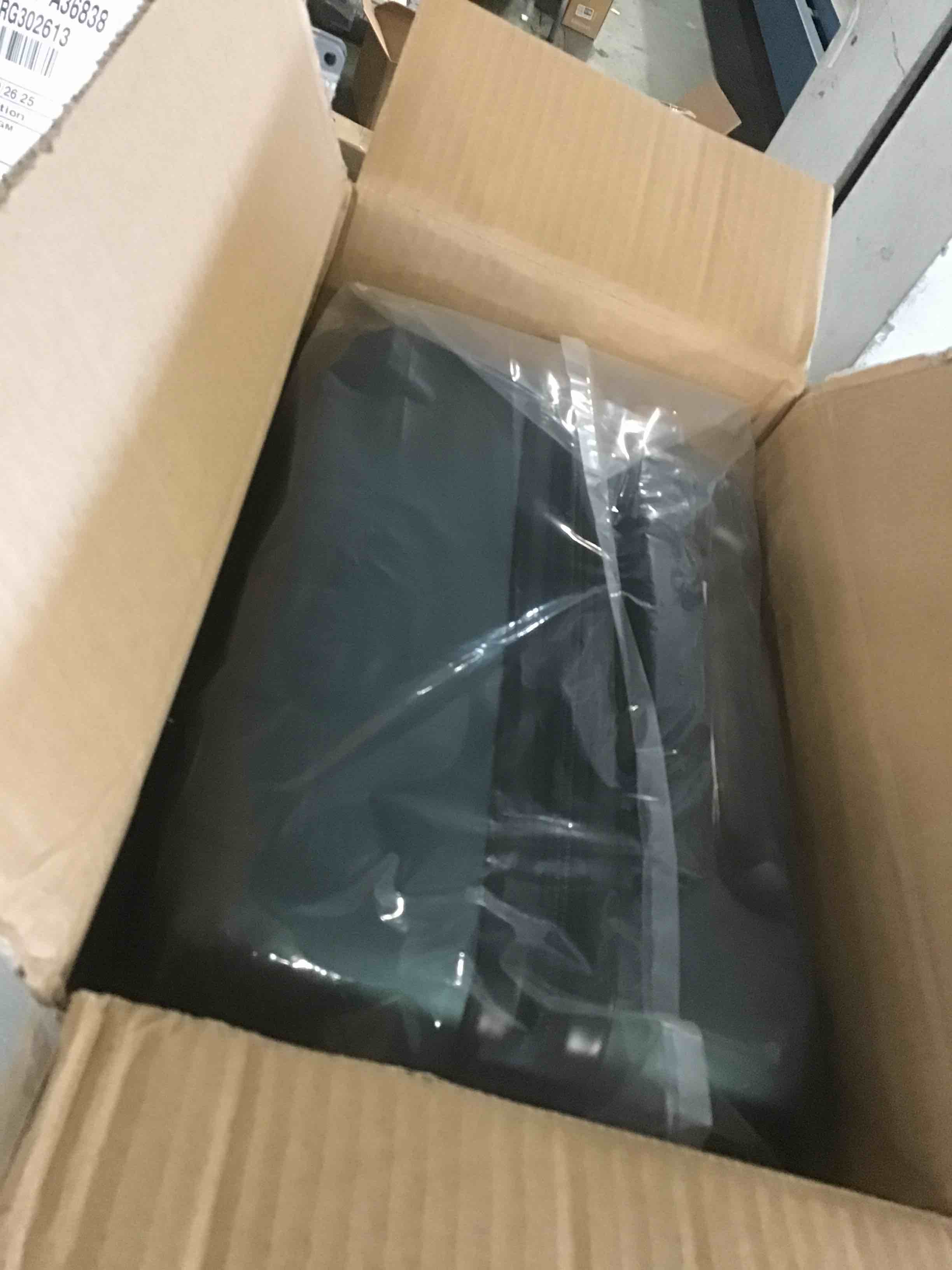 https://s3.amazonaws.com/lotting-images-prod/bidfta/BRN2034222_1740758646053.jpeg