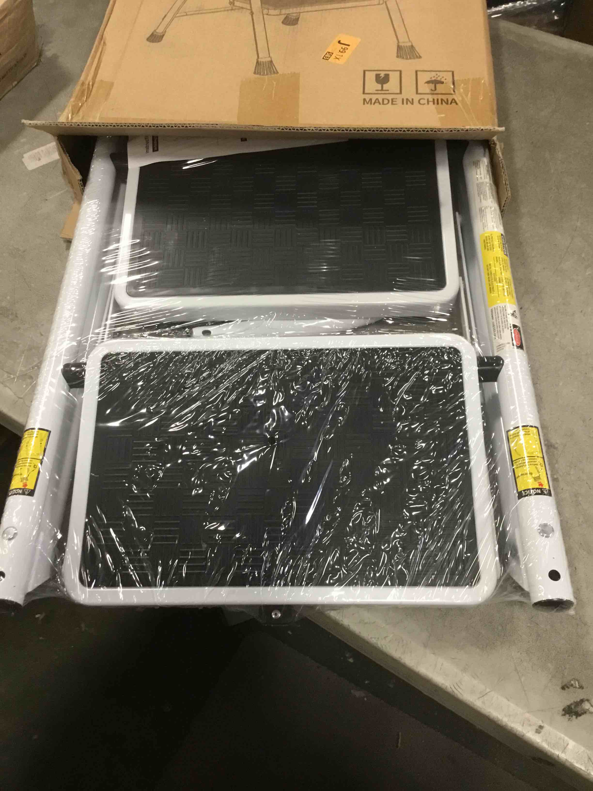 https://s3.amazonaws.com/lotting-images-prod/bidfta/BRN2039894_1741018600569.jpeg