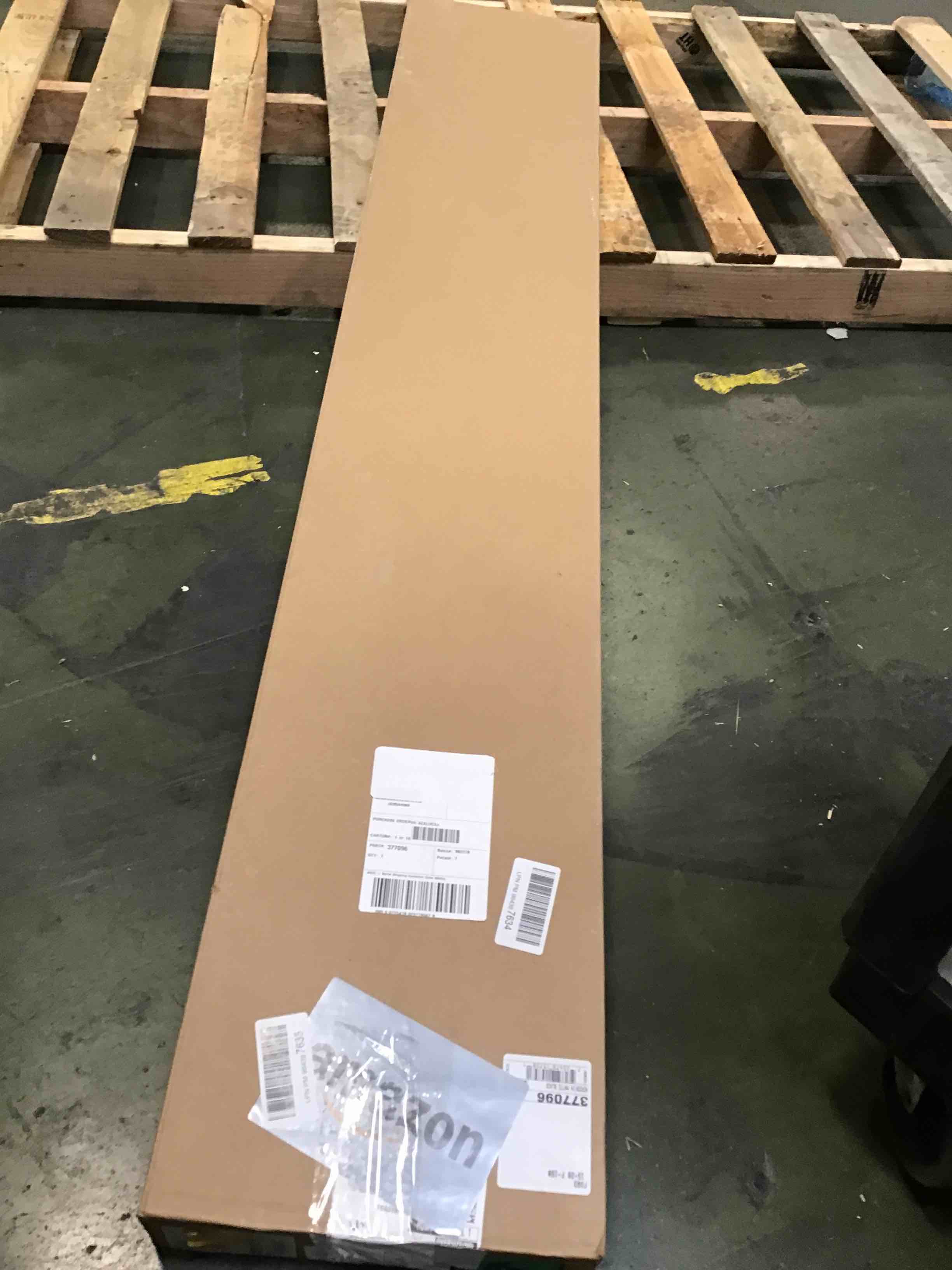 https://s3.amazonaws.com/lotting-images-prod/bidfta/BRN2044782_1741894250246.jpeg