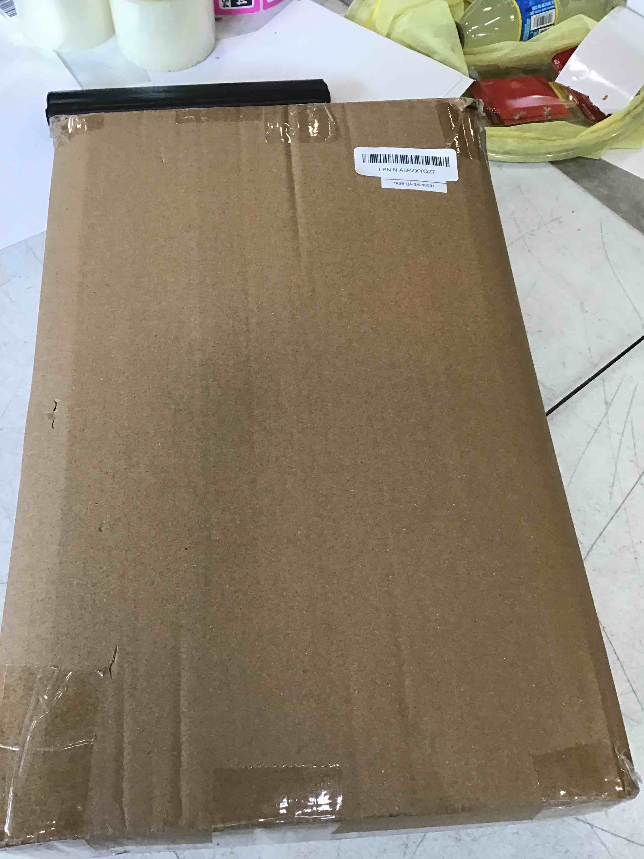 https://s3.amazonaws.com/lotting-images-prod/bidfta/BRN2046811_1743606340069.jpeg