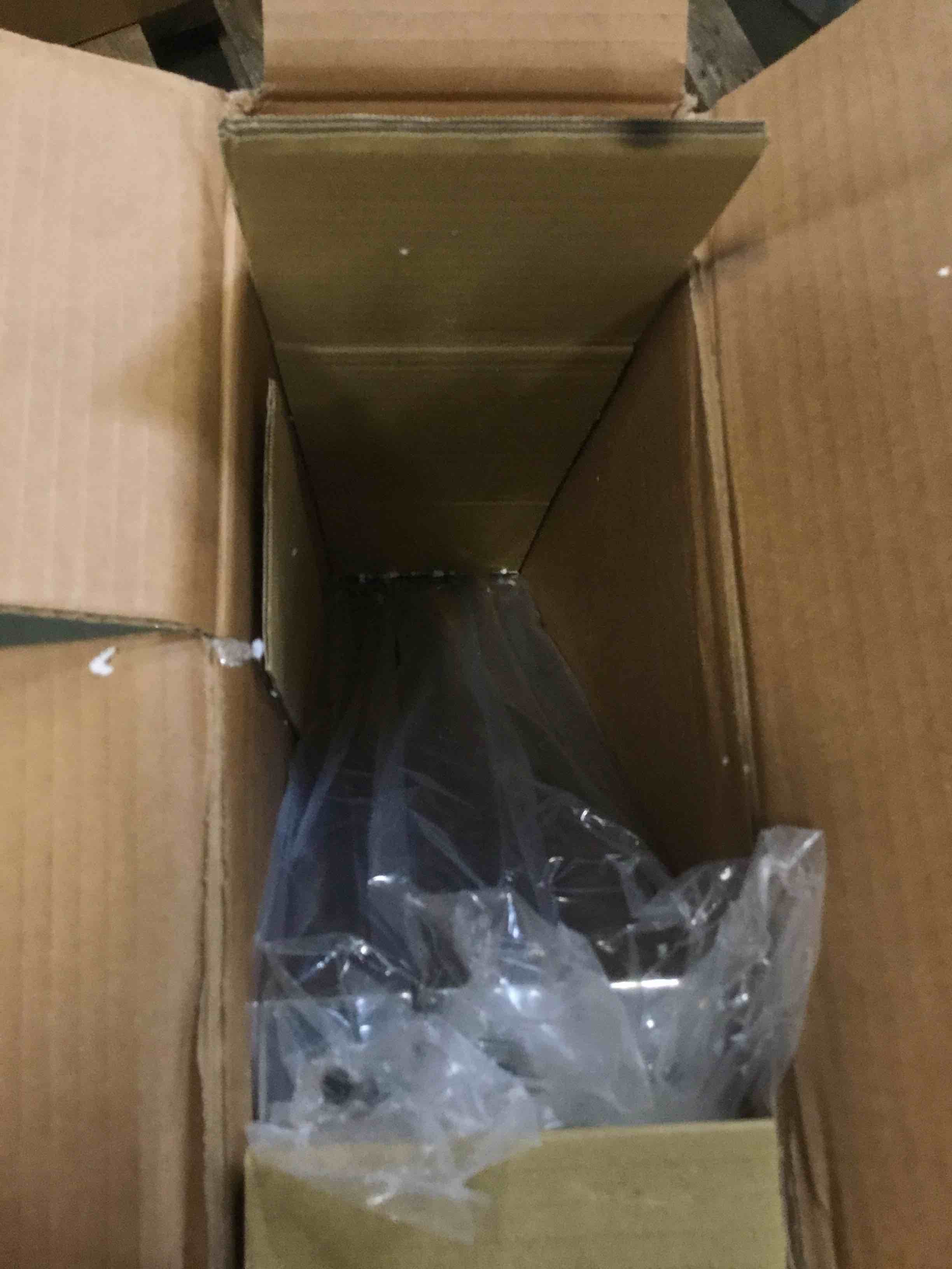https://s3.amazonaws.com/lotting-images-prod/bidfta/BRN2051405_1745592090403.jpeg
