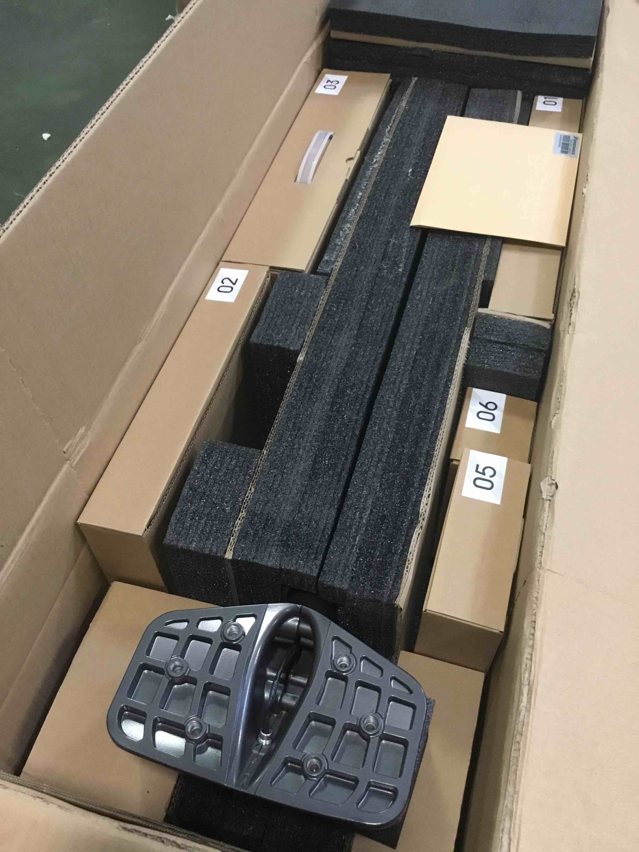 https://s3.amazonaws.com/lotting-images-prod/bidfta/BRN2051423_1745599471647.jpeg