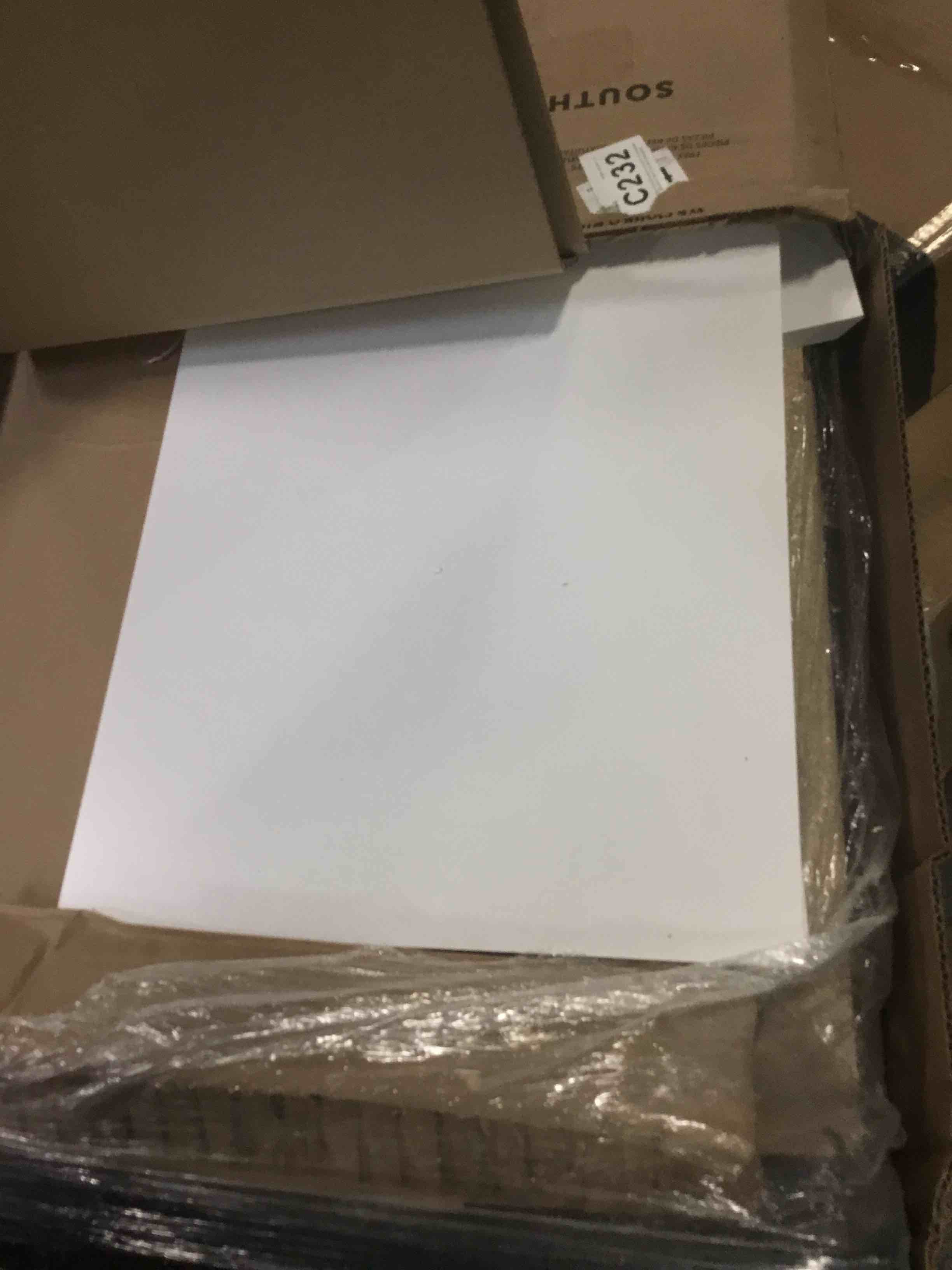 https://s3.amazonaws.com/lotting-images-prod/bidfta/BRN2051434_1745602830652.jpeg