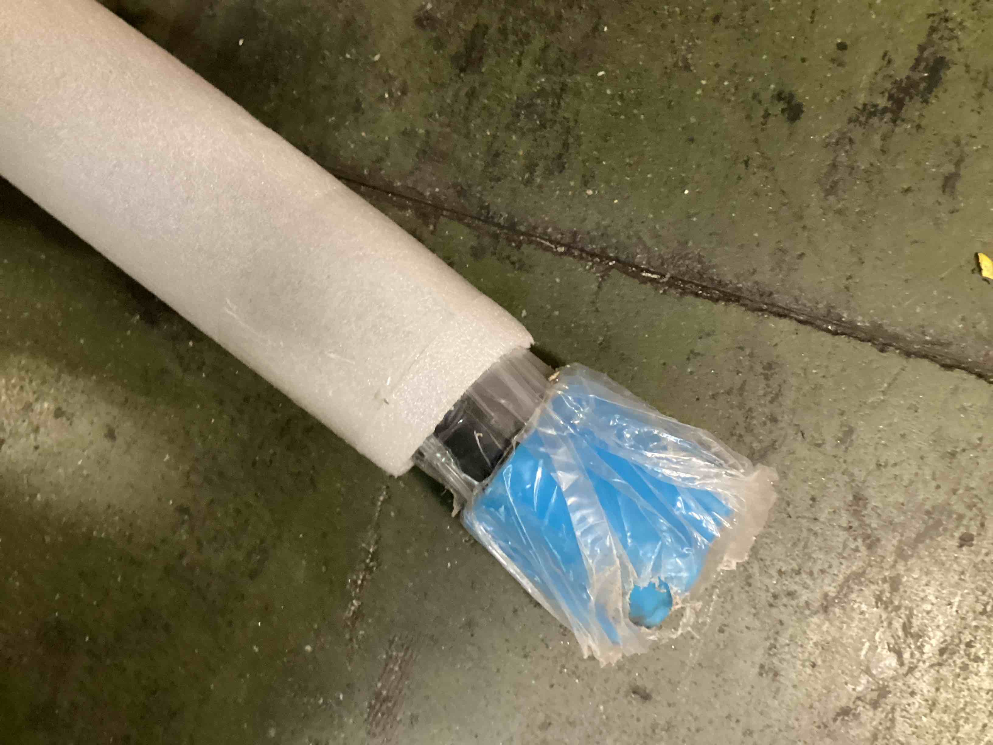 https://s3.amazonaws.com/lotting-images-prod/bidfta/BRN2052133_1747754278545.jpeg