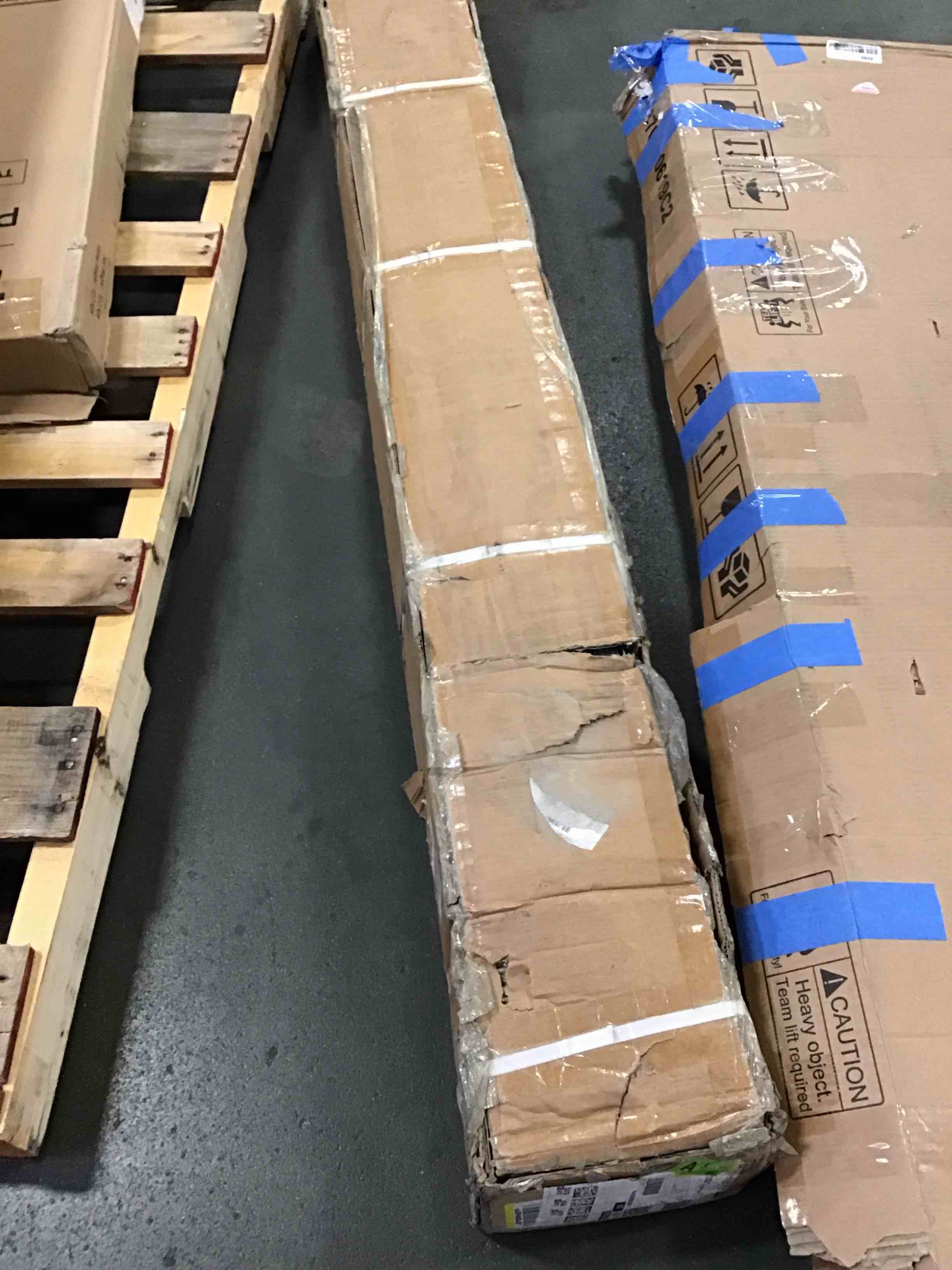 https://s3.amazonaws.com/lotting-images-prod/bidfta/BRN2054032_1742395457058.jpeg