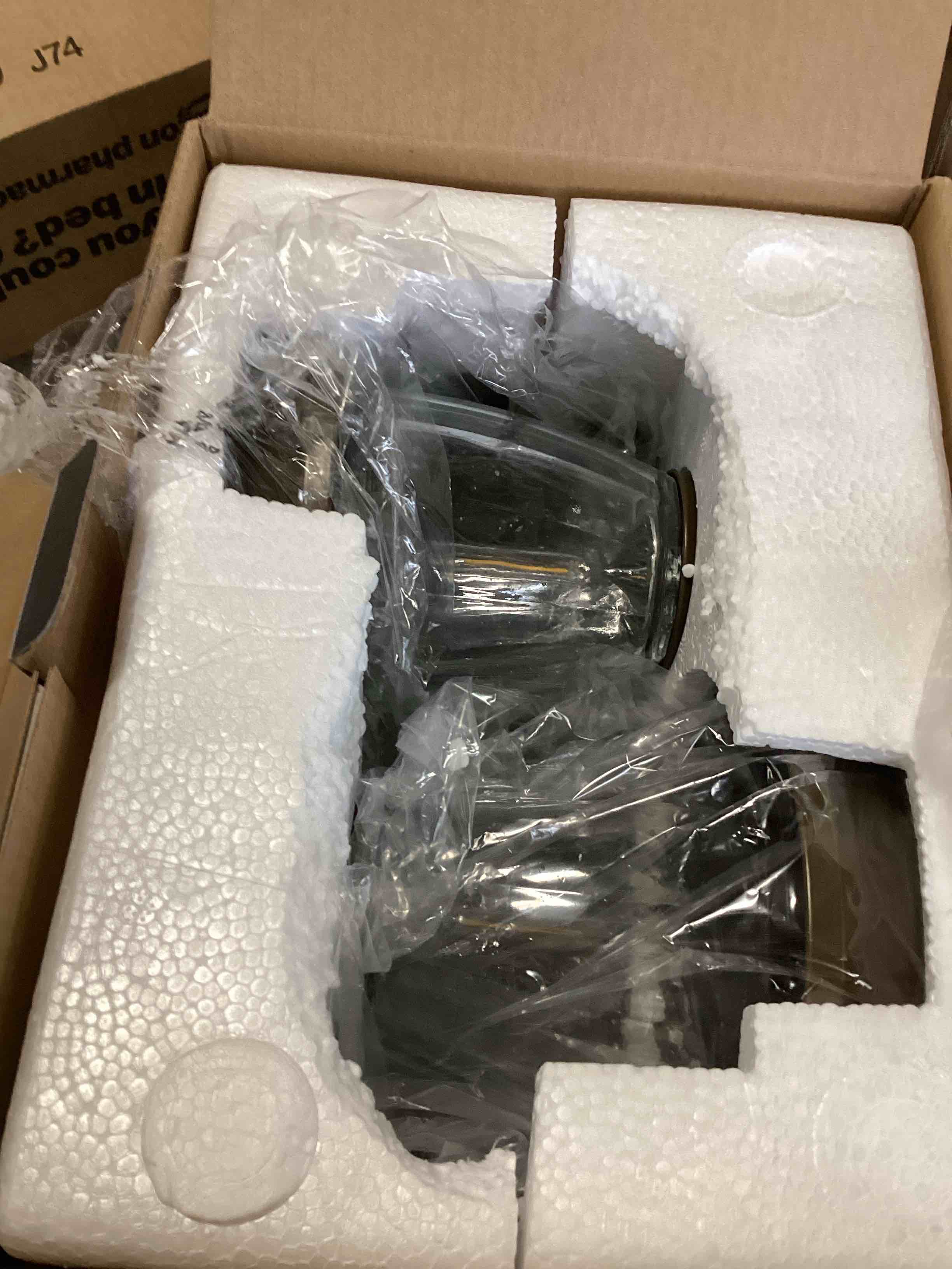 https://s3.amazonaws.com/lotting-images-prod/bidfta/BRN2054723_1743448789797.jpeg